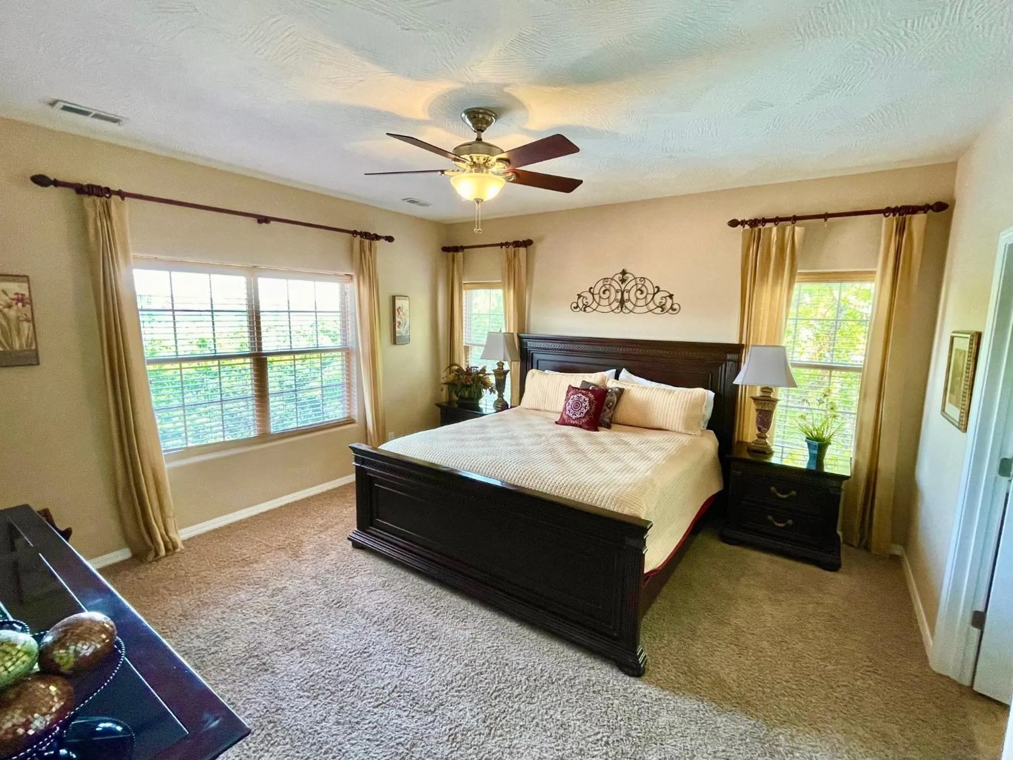 Photo of the whole room, Bed in Rockwood Condos on Table Rock Lake With Boat Slips