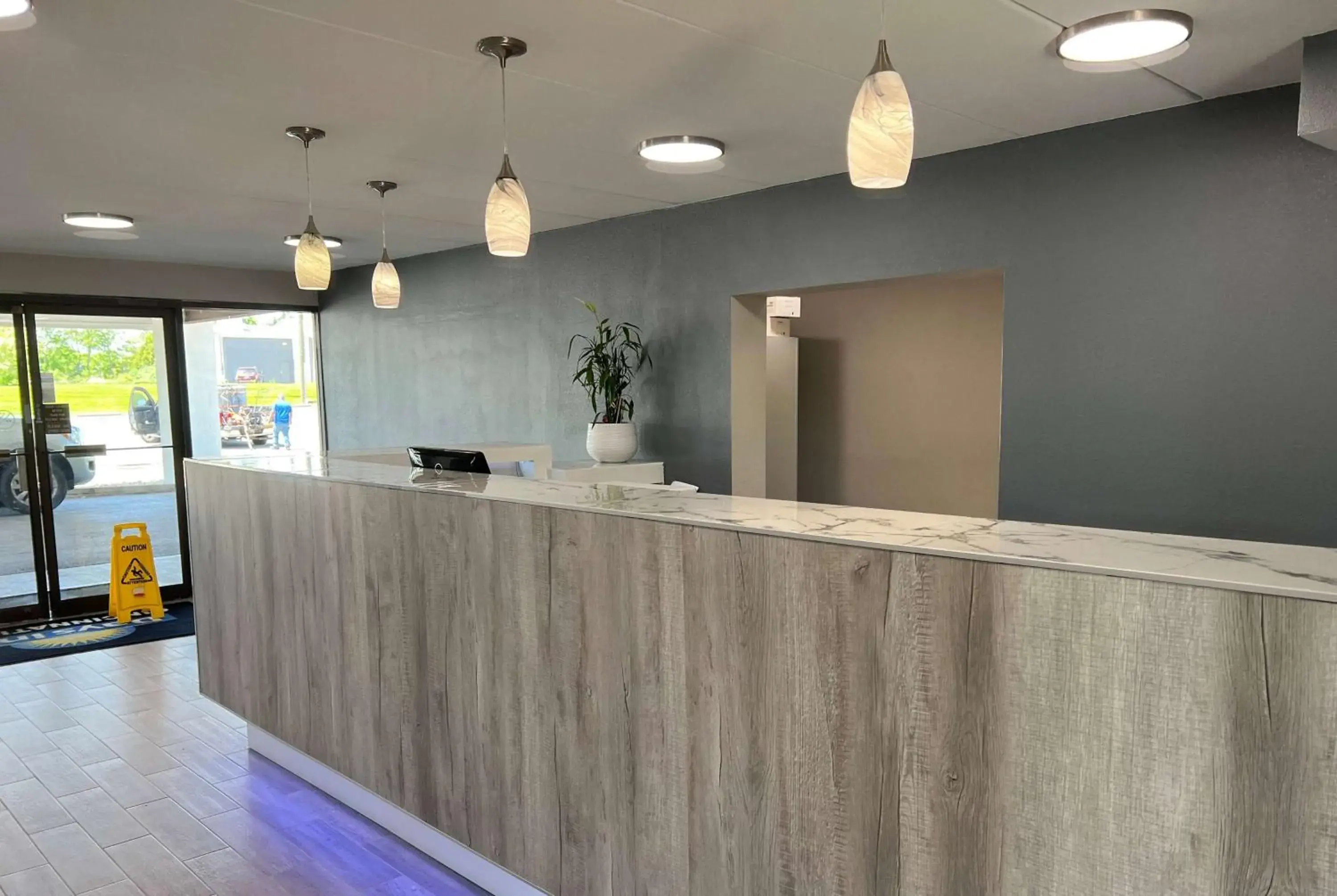 Lobby or reception in Days Inn by Wyndham Cincinnati East Lobby or reception in Days Inn by Wyndham Cincinnati East