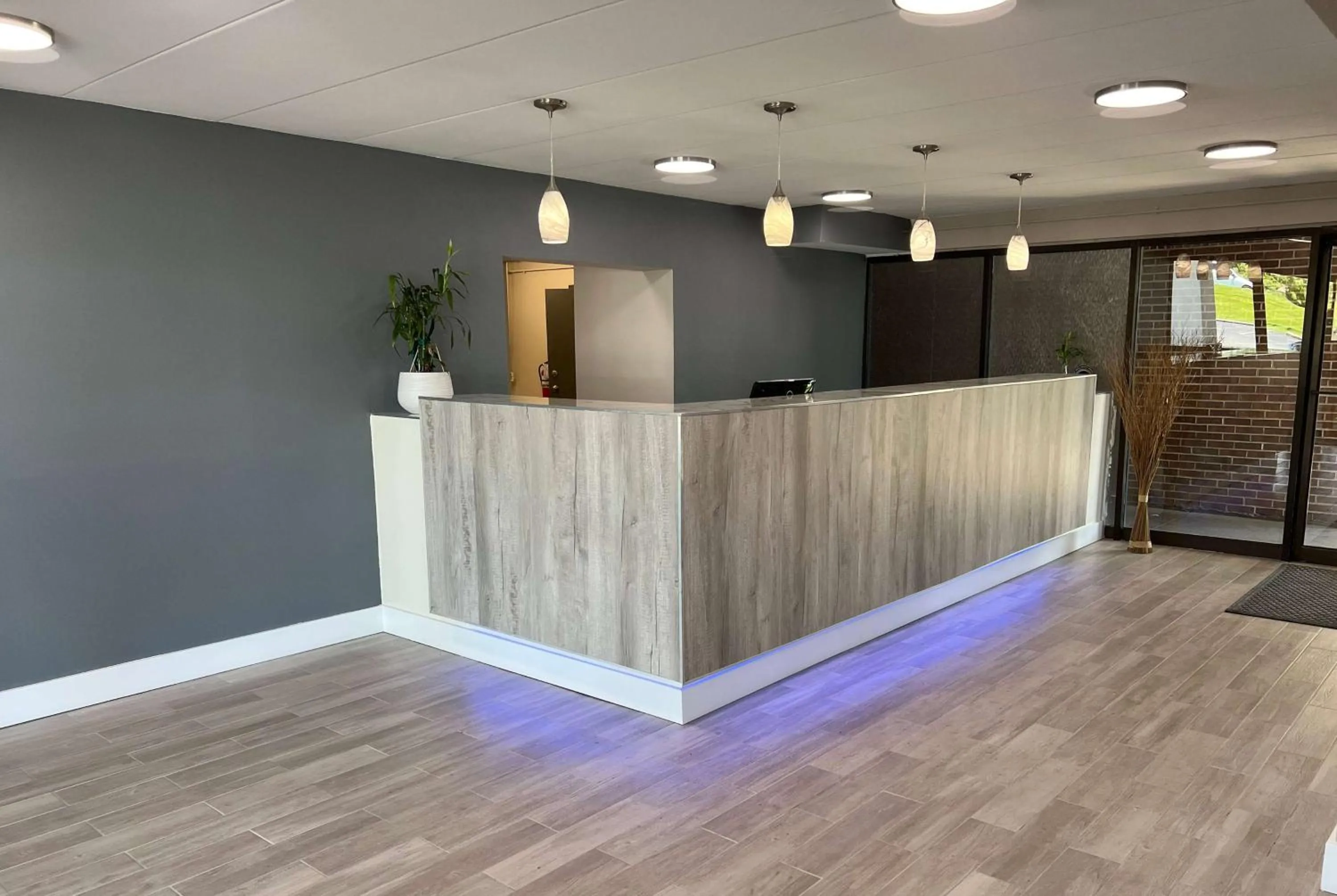 Lobby or reception in Days Inn by Wyndham Cincinnati East