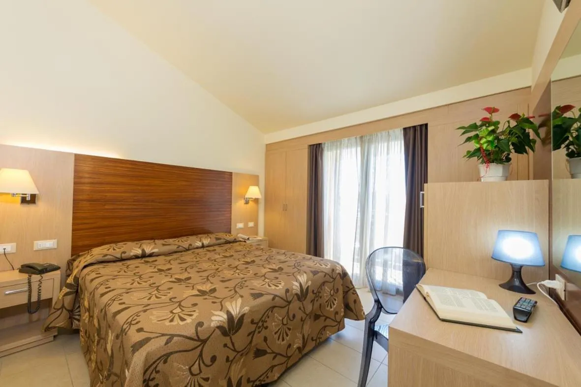 Double Room with Balcony in Hotel Dei Tigli
