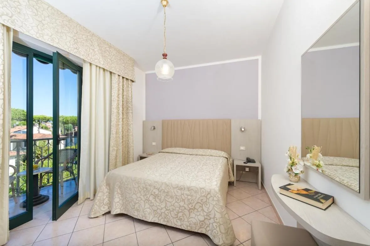 Double Room with Balcony in Hotel Dei Tigli