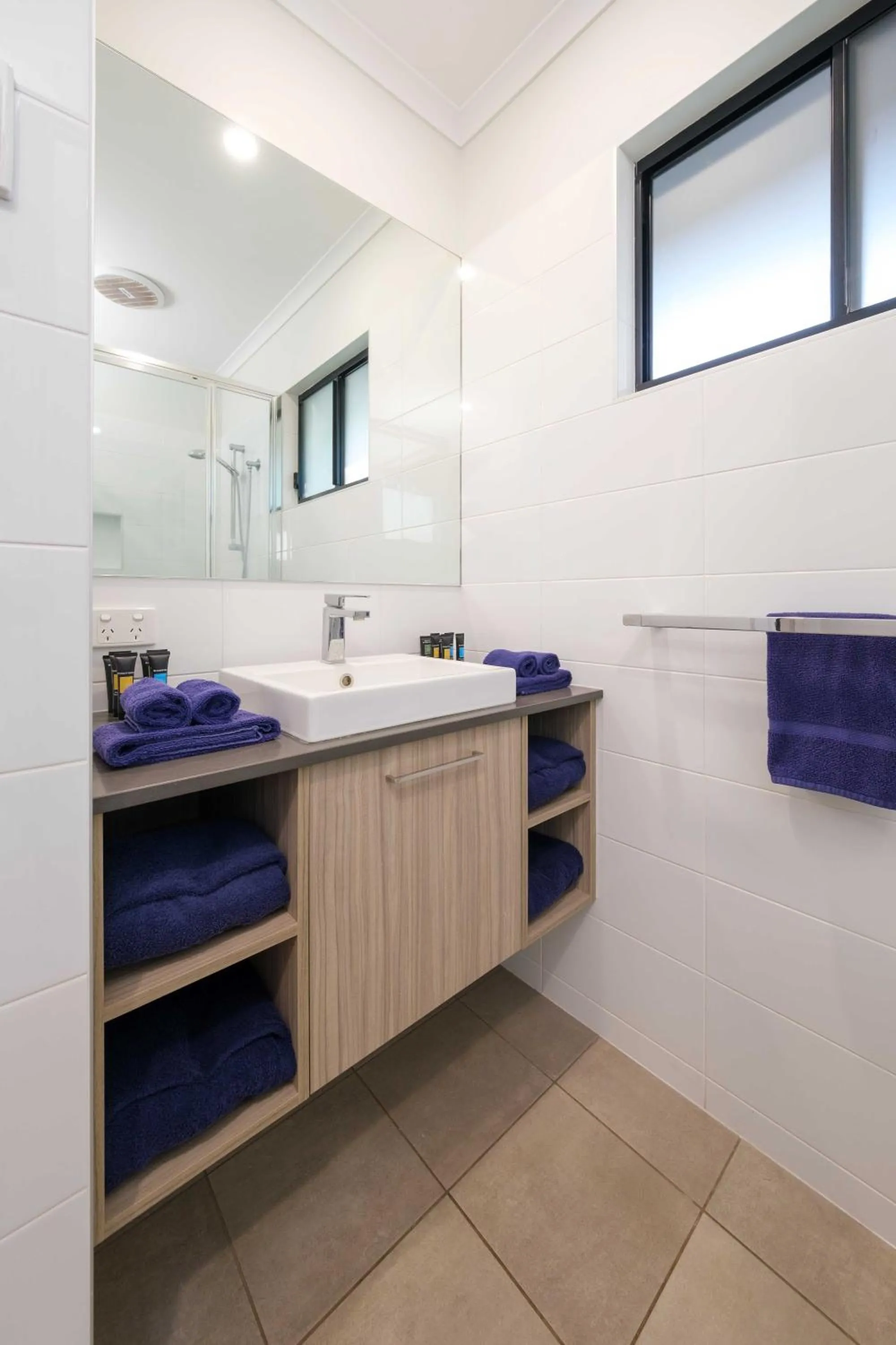 Bathroom in Kimberleyland Waterfront Holiday Park