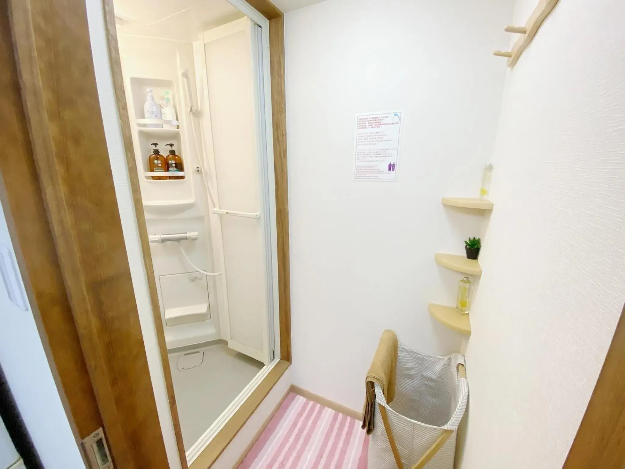 GuestHouse017徳島個室 飲食街中心 阿波踊り会館7分 文理&徳島大学 アスティとくしま車8分 GuestHouse017徳島個室 飲食街中心 阿波踊り会館7分 文理&徳島大学 アスティとくしま車8分