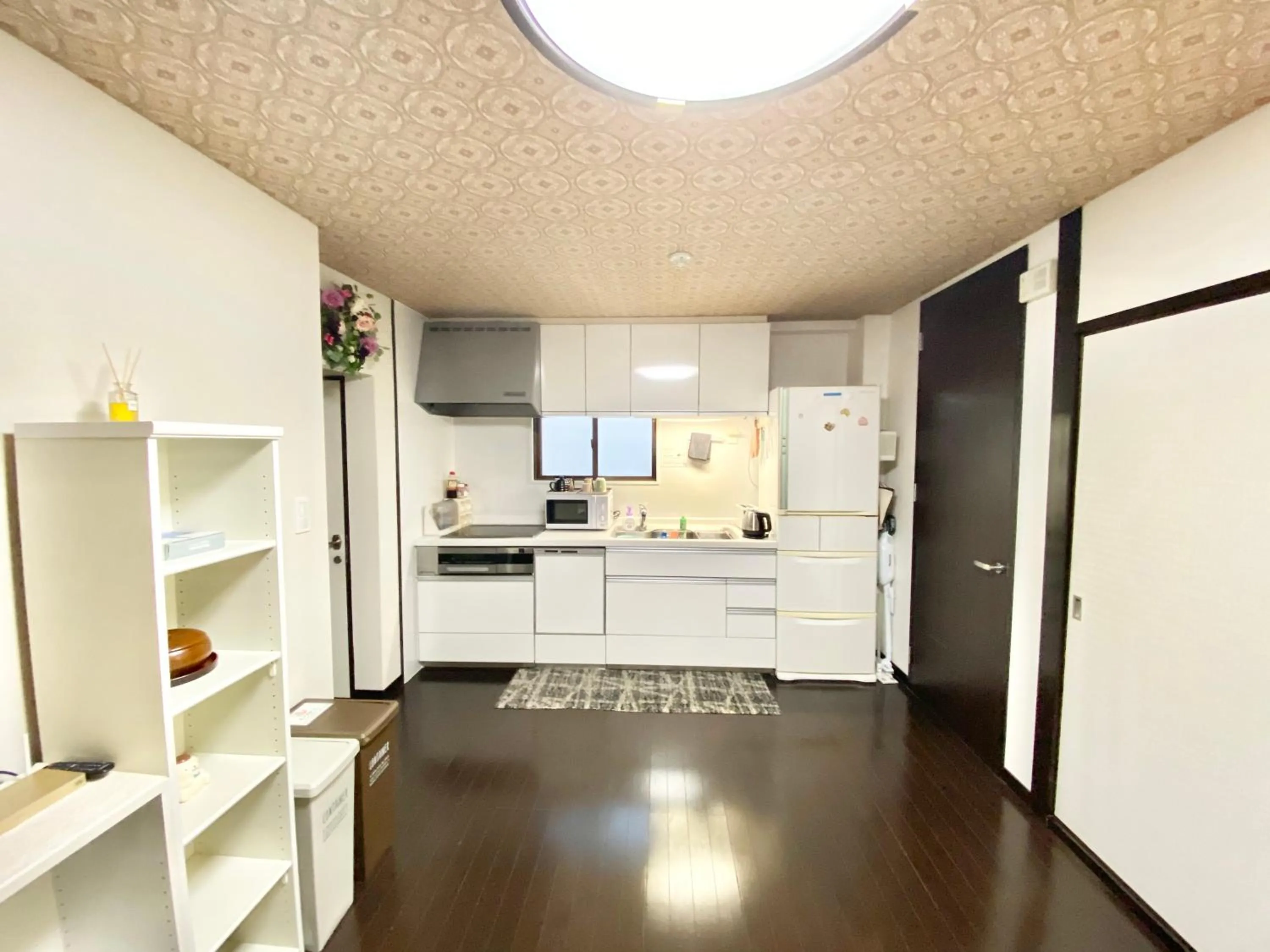 Dining area in GuestHouse017徳島個室 飲食街中心 阿波踊り会館7分 文理&徳島大学 アスティとくしま車8分