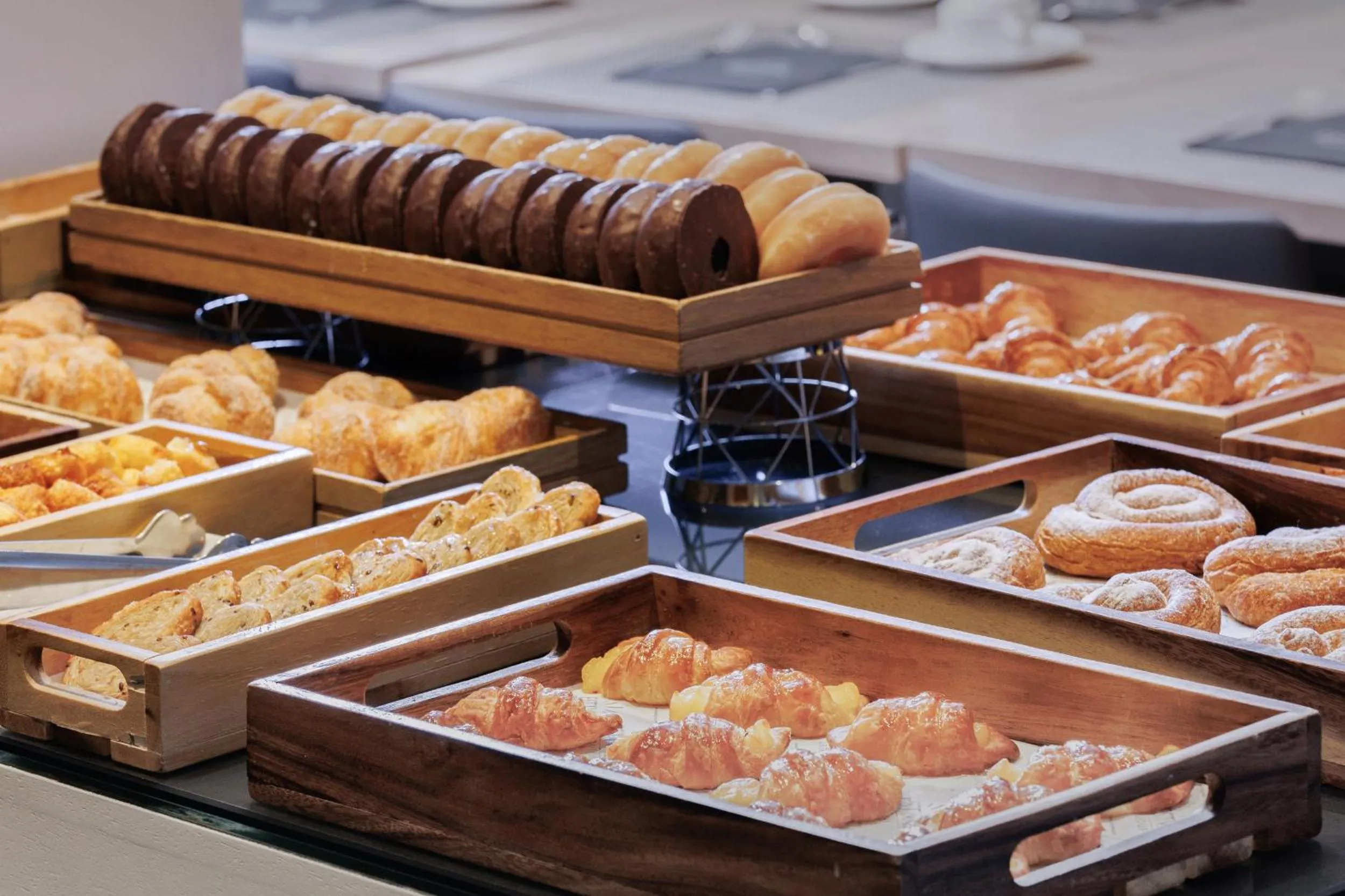 Buffet breakfast in Hotel Vilamarí