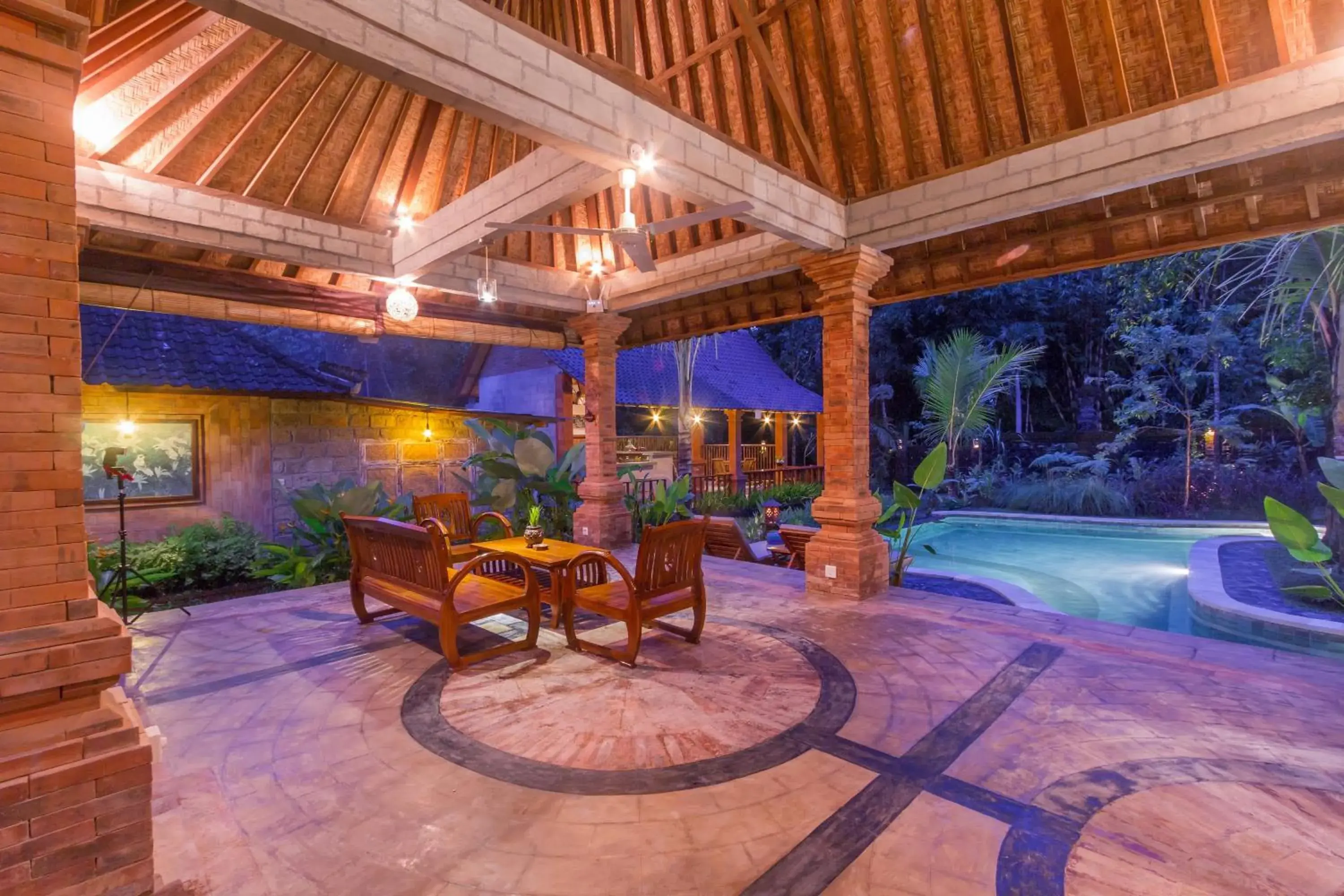 Swimming pool in Jero Sebali Villa by Travellink Bali Swimming pool in Jero Sebali Villa by Travellink Bali