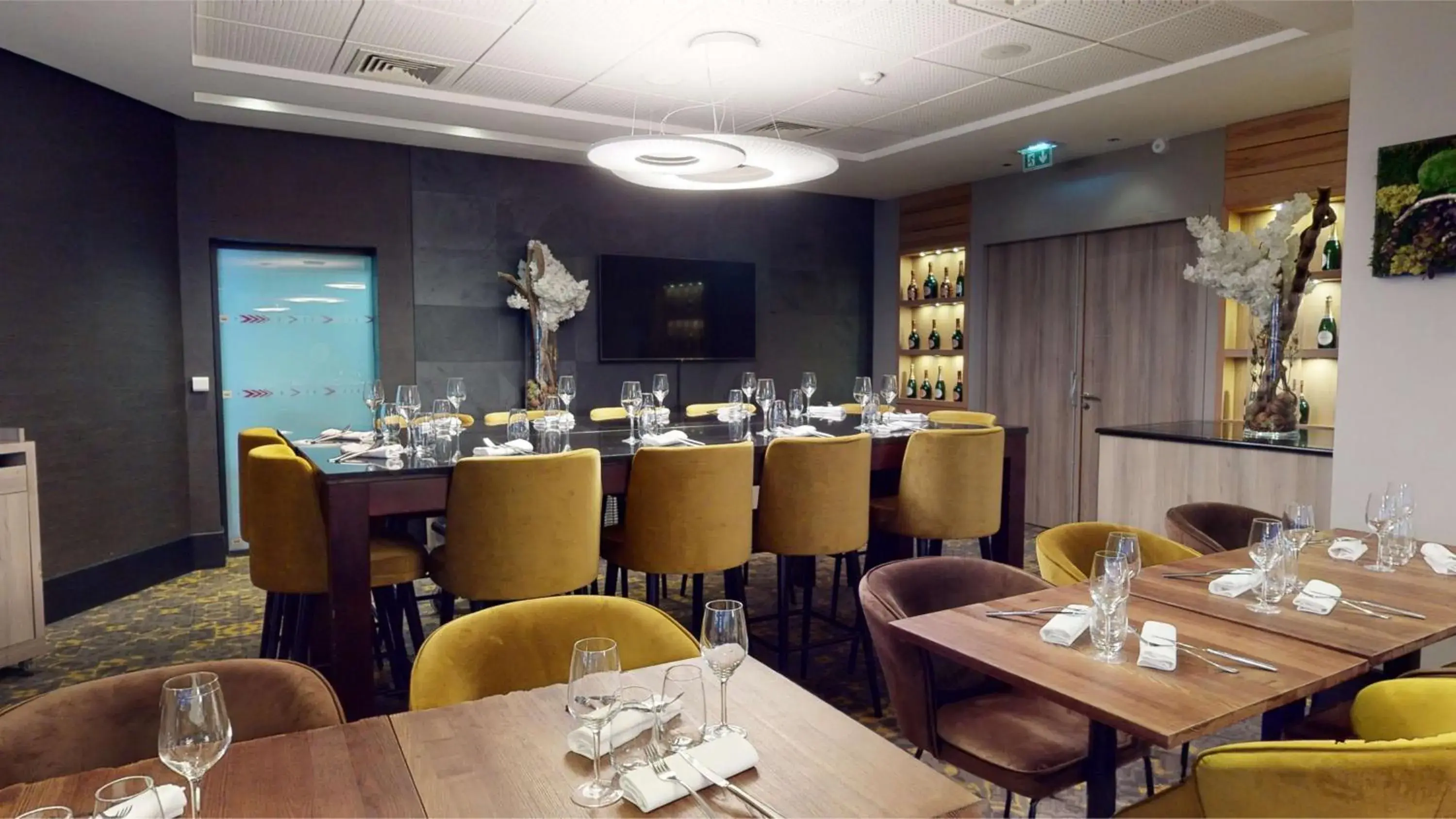 Restaurant/places to eat in DoubleTree by Hilton Lyon Eurexpo Restaurant/places to eat in DoubleTree by Hilton Lyon Eurexpo
