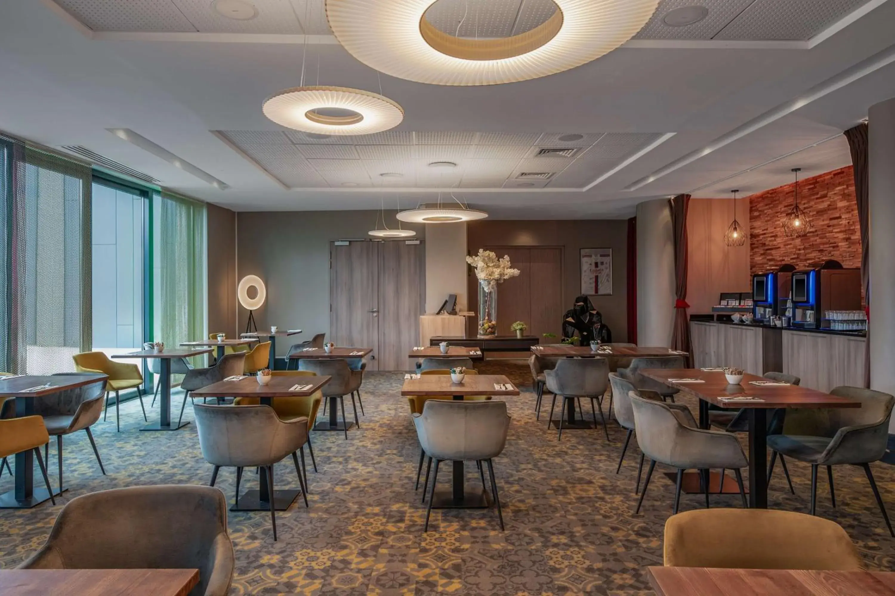Restaurant/places to eat in DoubleTree by Hilton Lyon Eurexpo Restaurant/places to eat in DoubleTree by Hilton Lyon Eurexpo