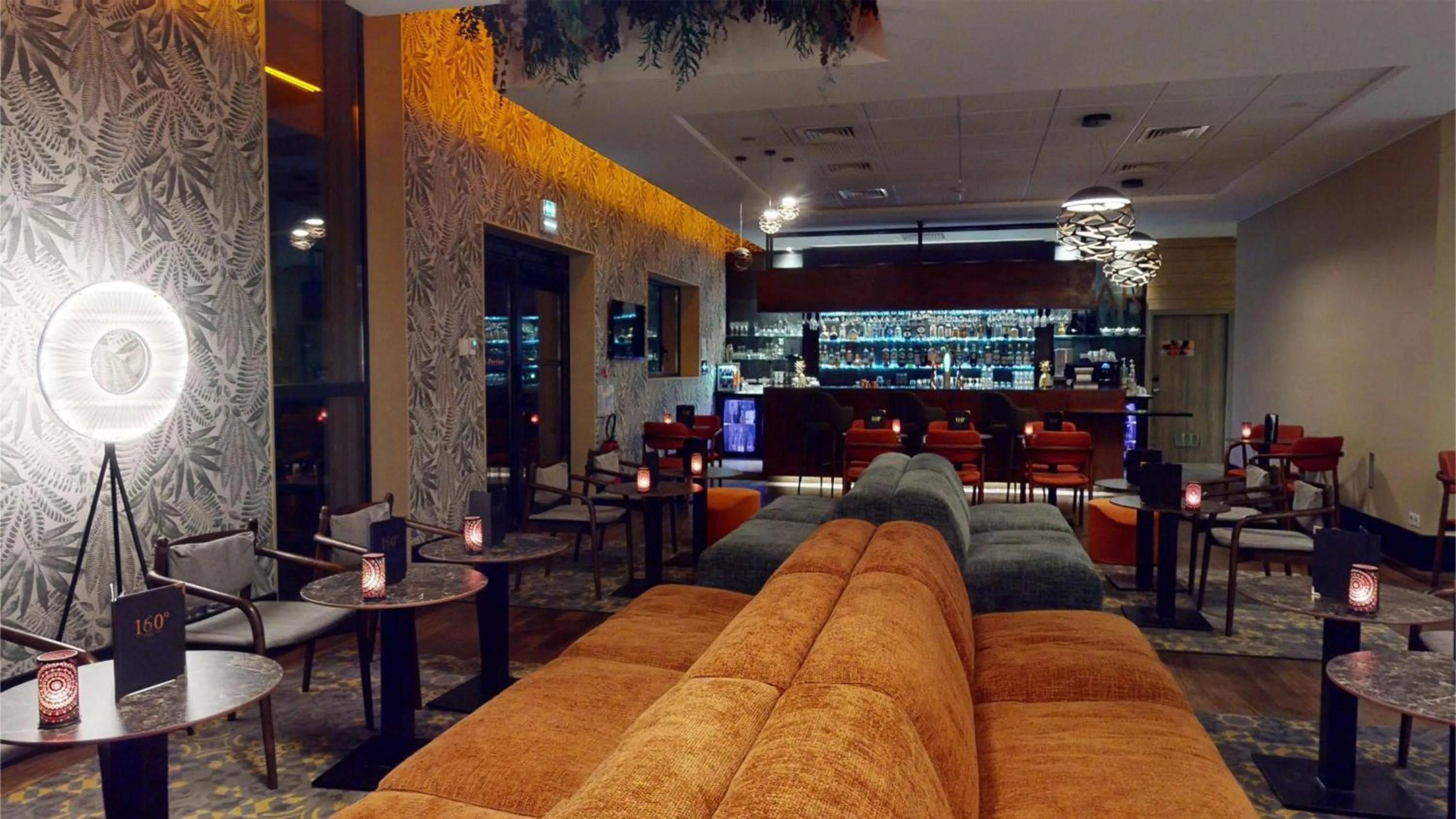 Restaurant/places to eat in DoubleTree by Hilton Lyon Eurexpo