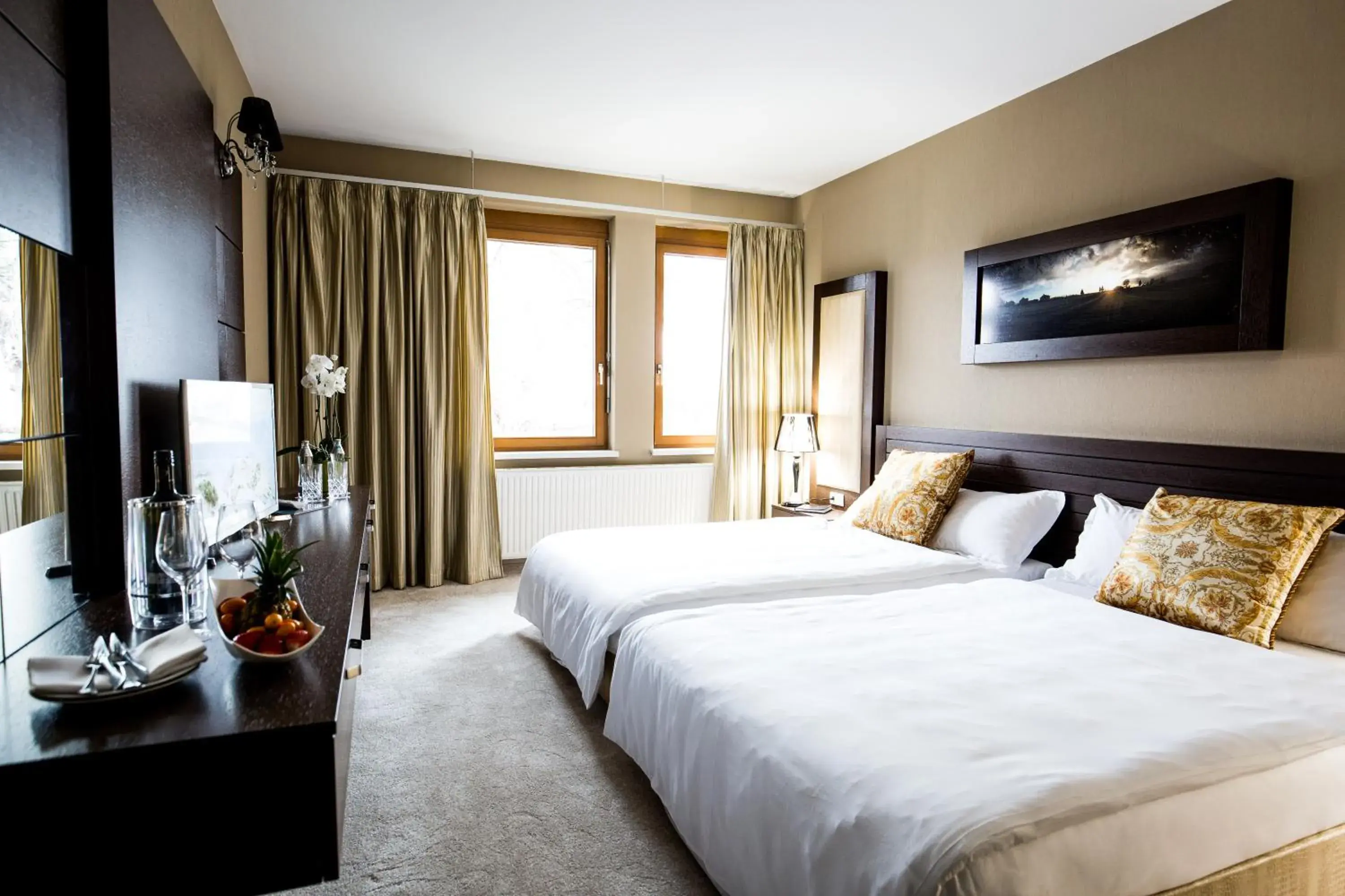 Twin Room with Bath in River Lodge Twin Room with Bath in River Lodge