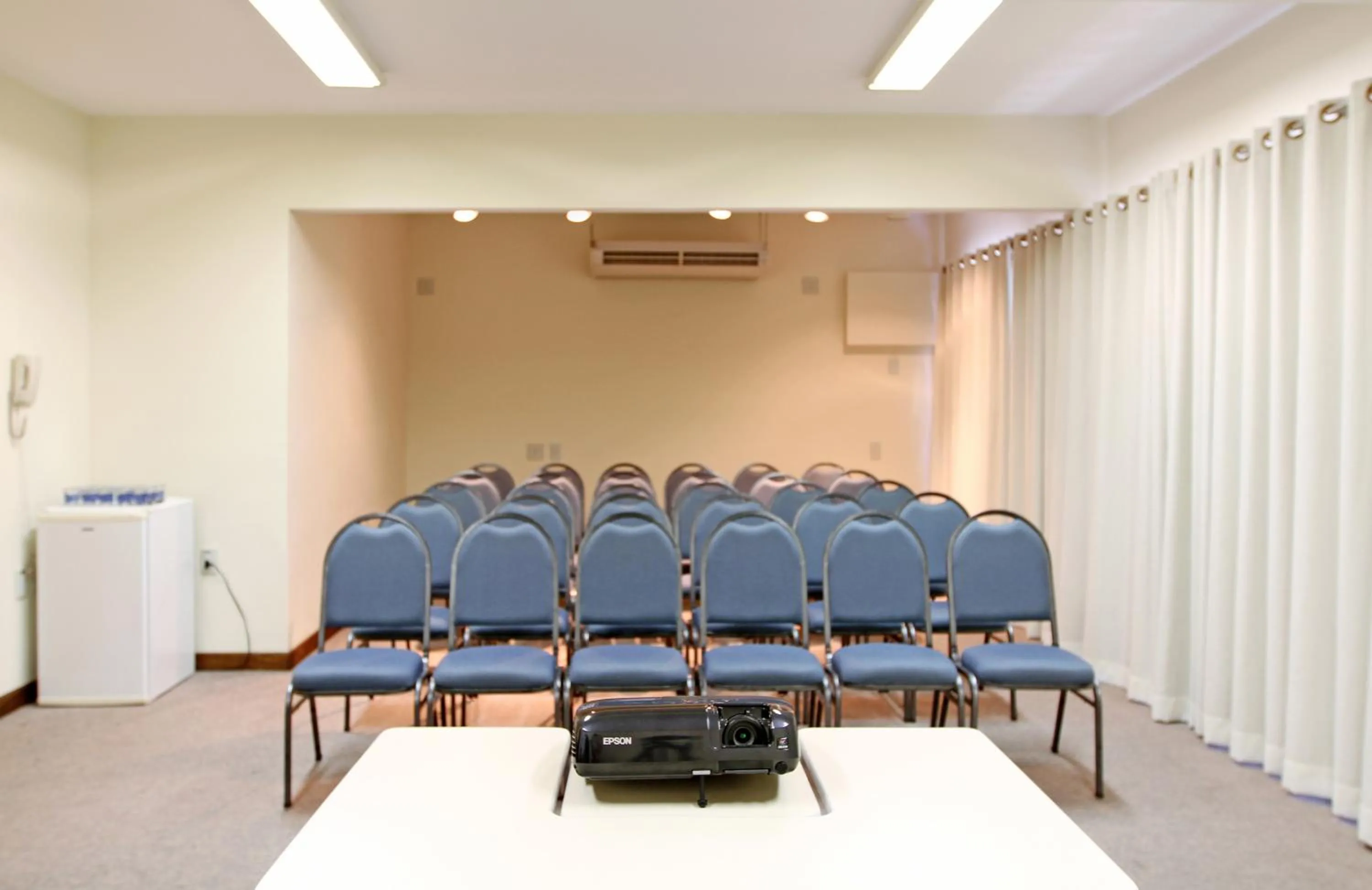 Business facilities in Guará Inn Flat Service