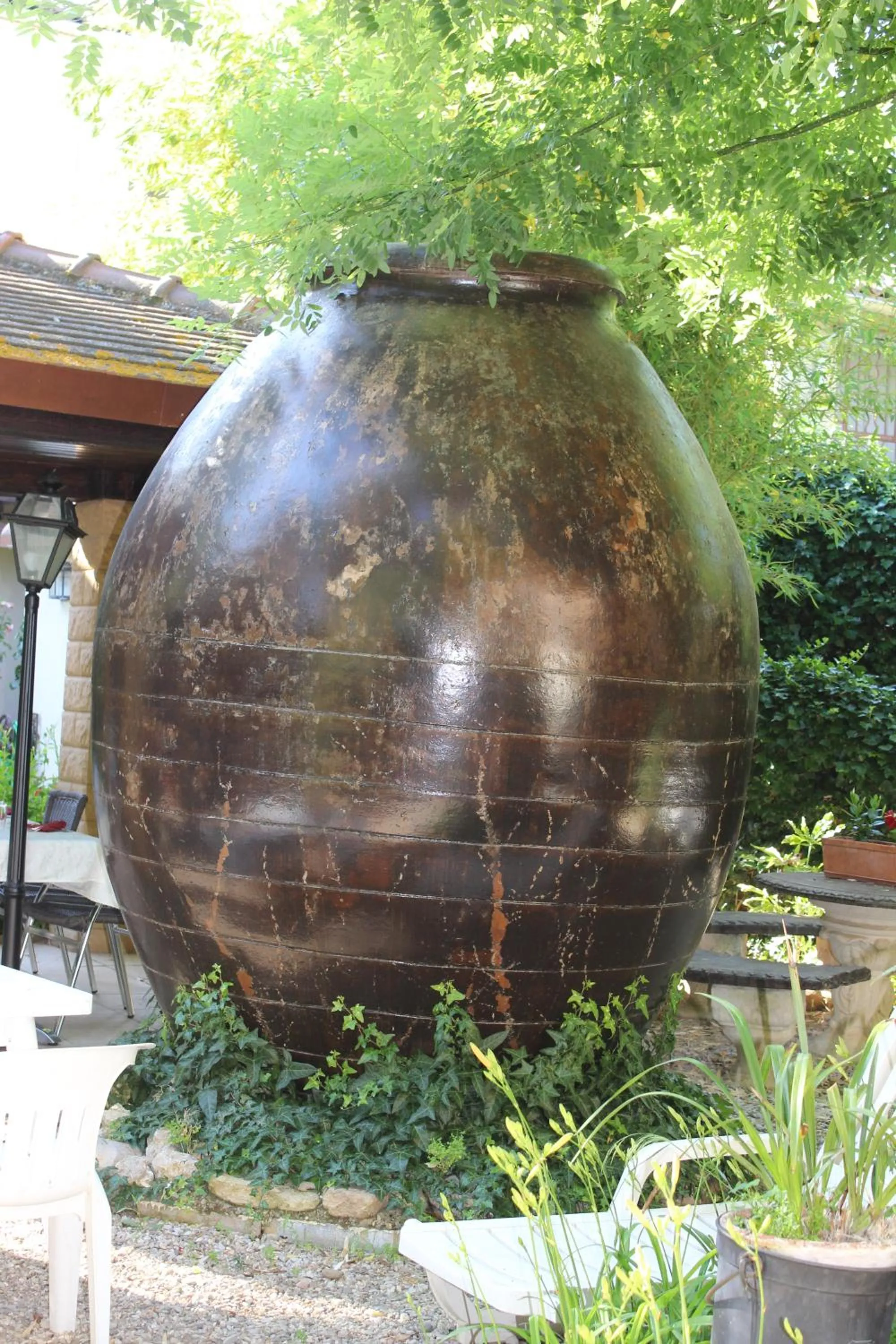 Property building in Hotel restaurant MARTINEZ