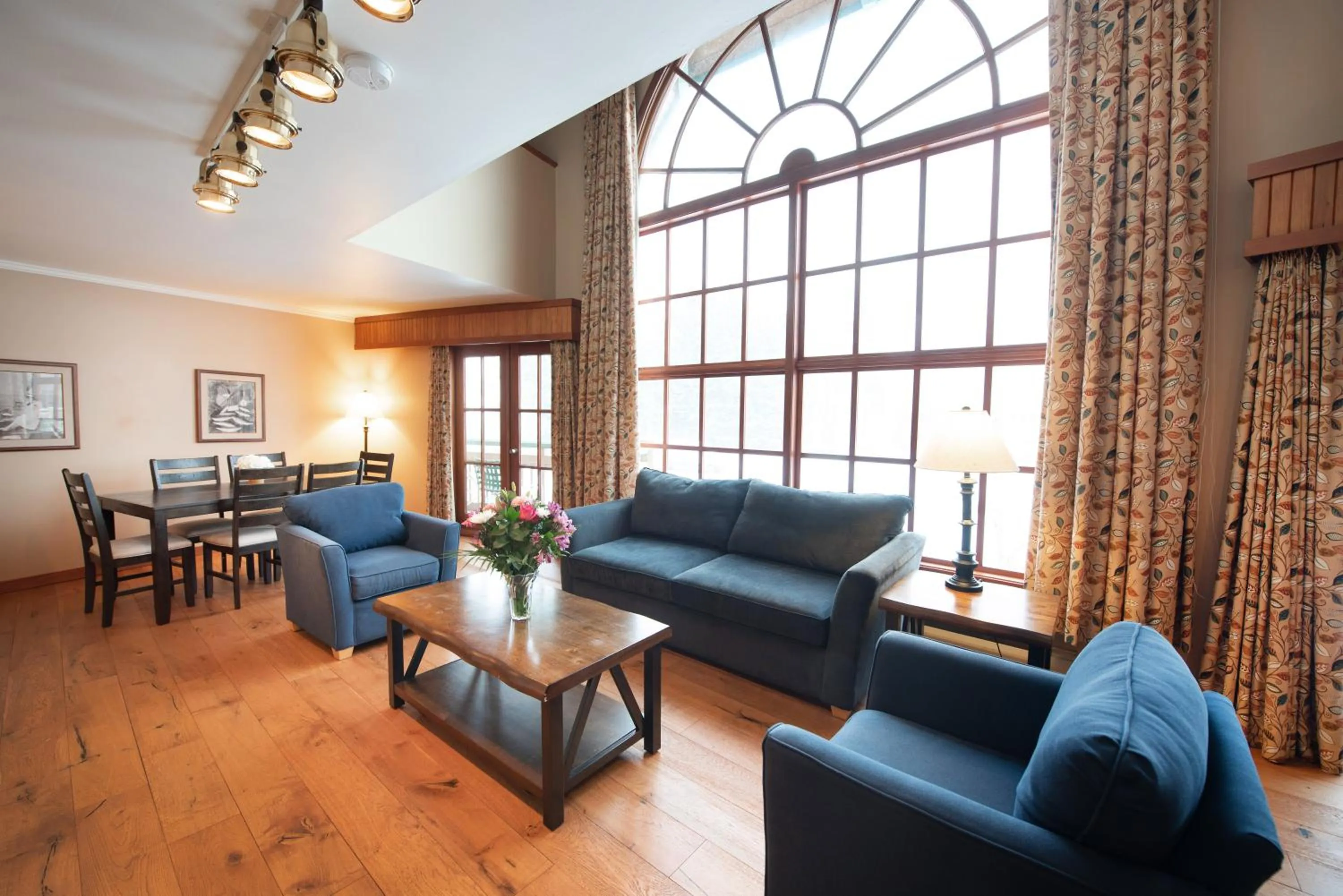 Living room in Painter's Lodge, Trademark Collection by Wyndham