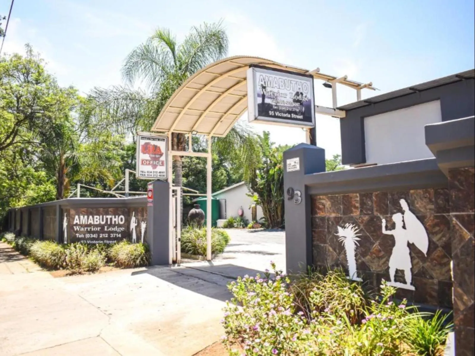 Facade/entrance in Amabutho Warrior Lodge