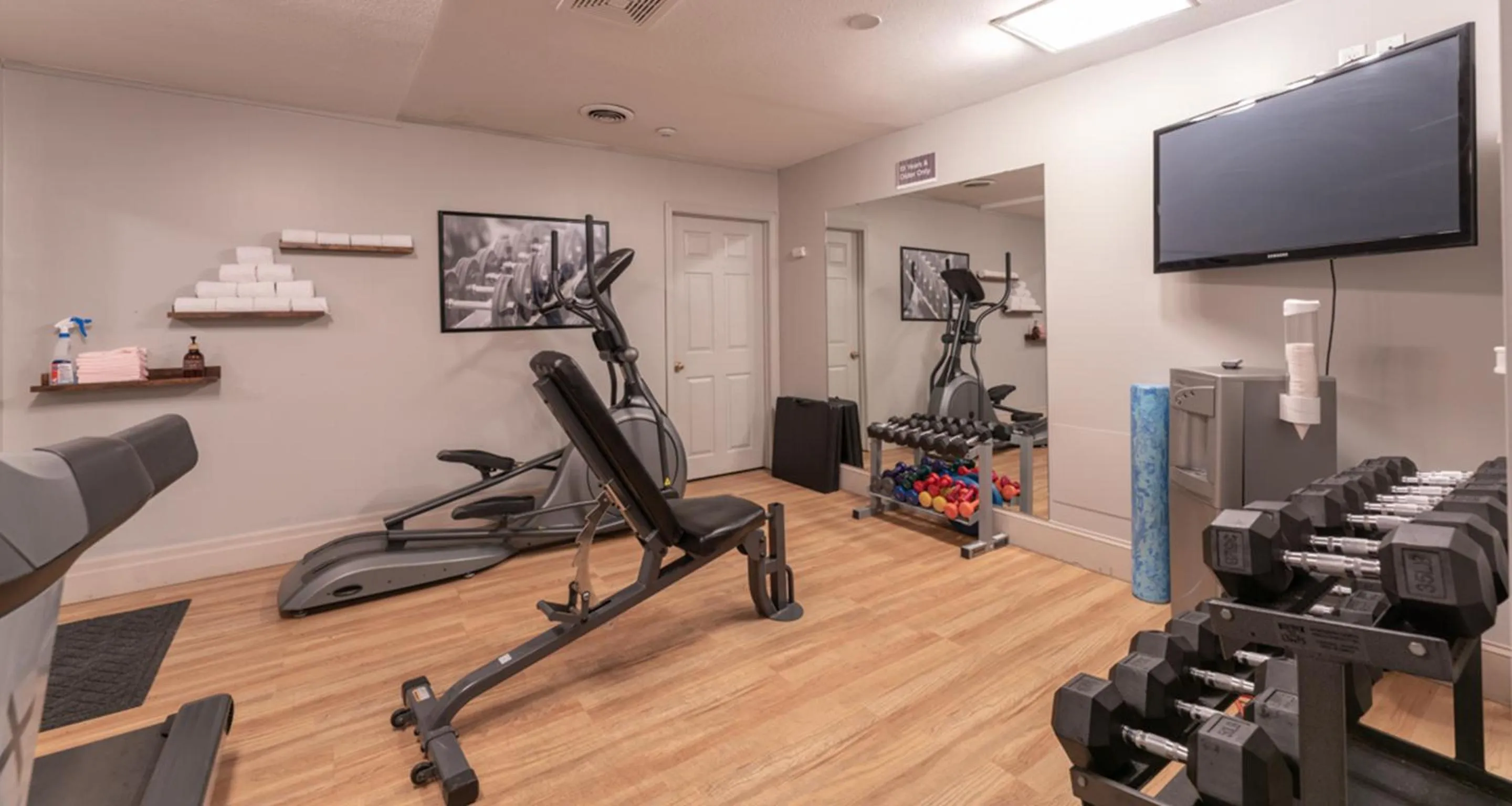 Fitness centre/facilities in Prestige Golden Hotel