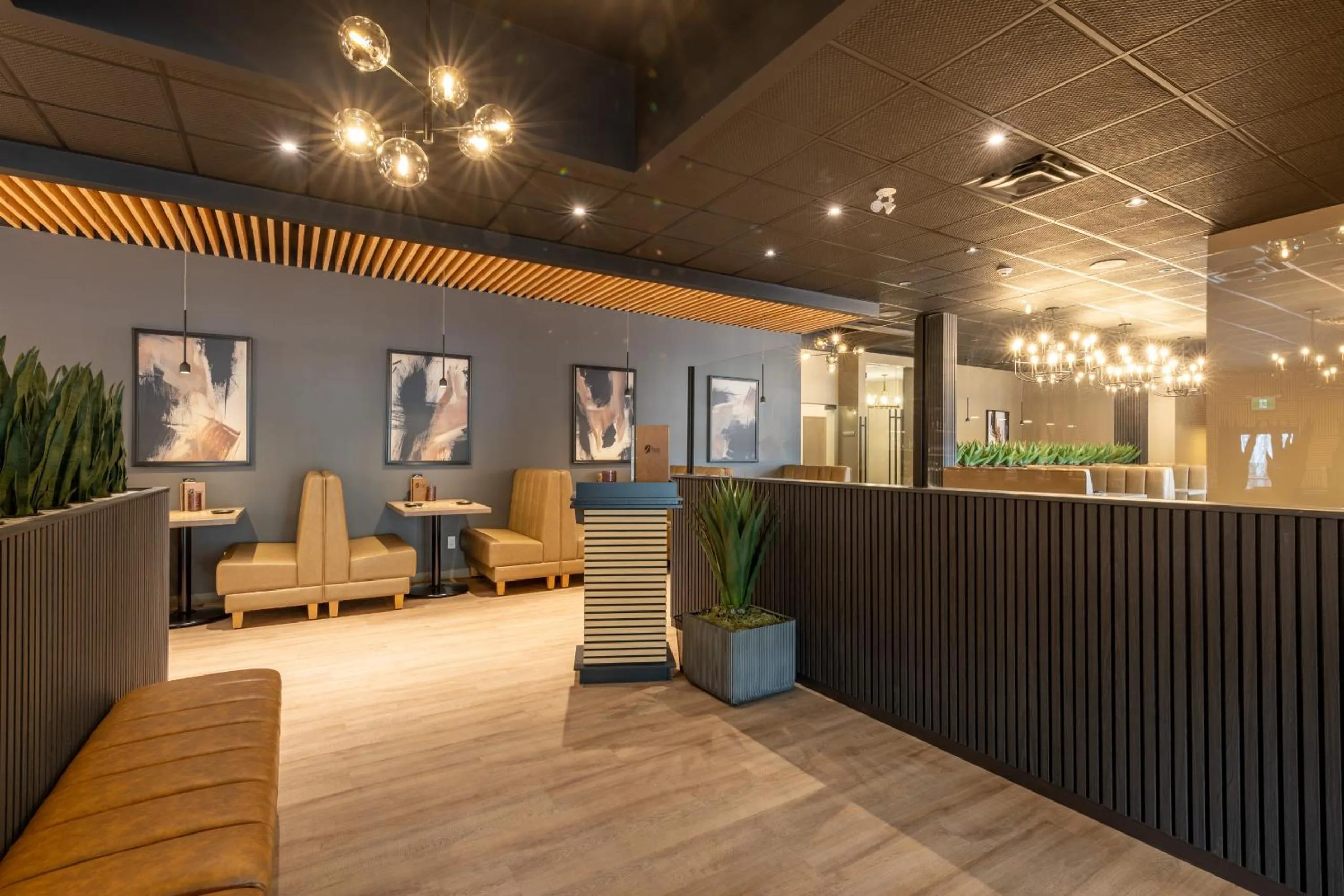 Restaurant/places to eat in Prestige Golden Hotel