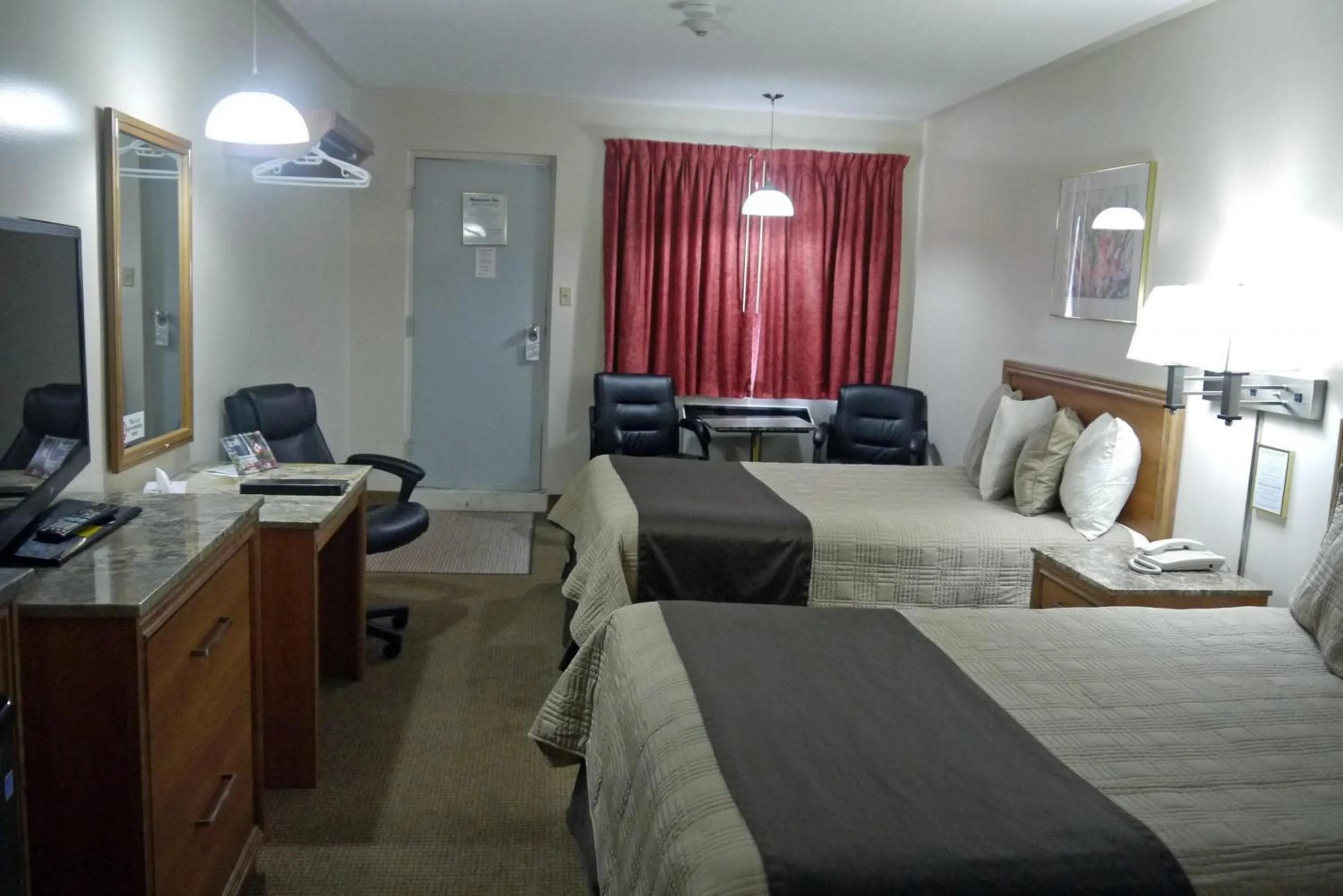 Bed in Newmarket Inn