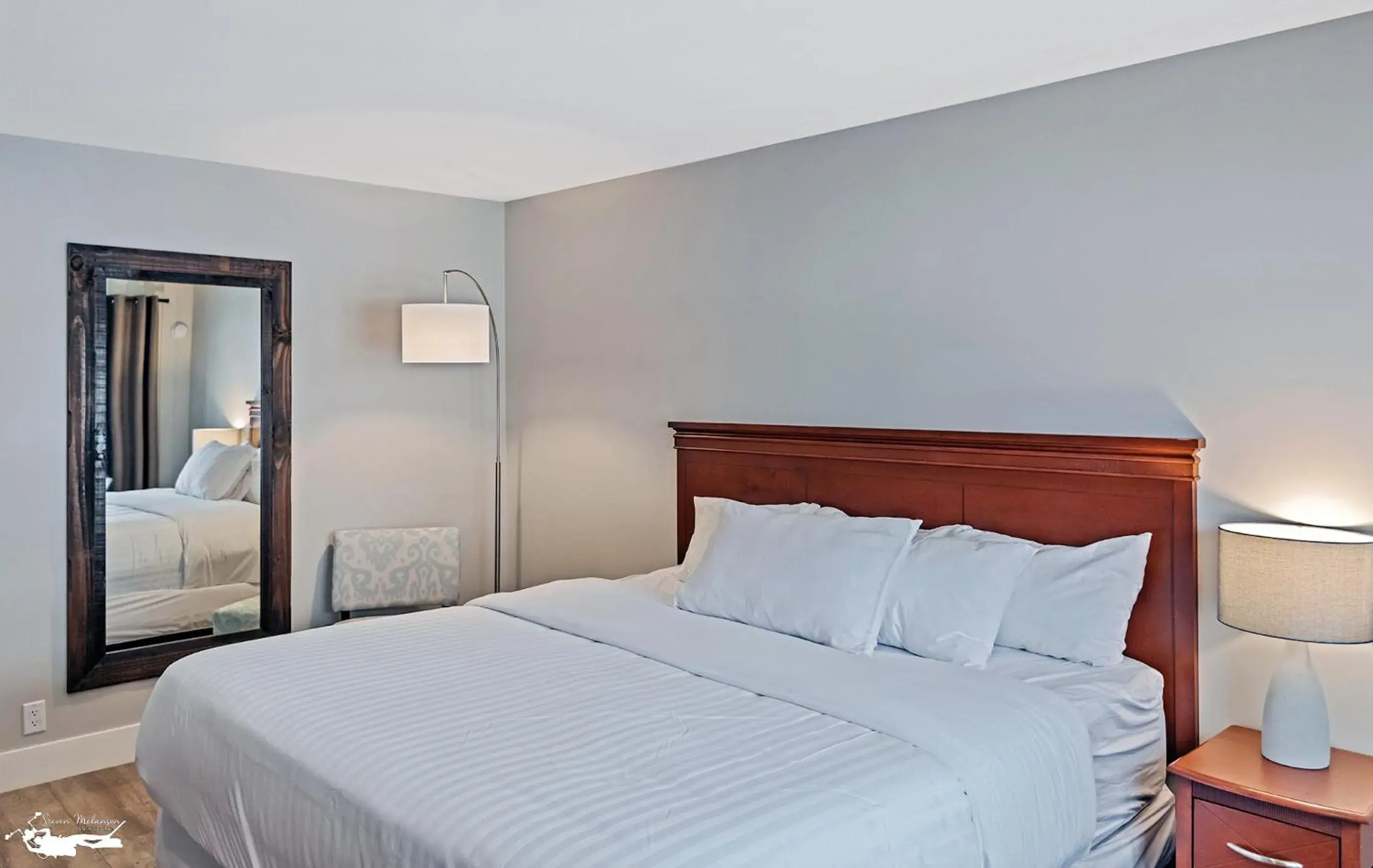 King Room with Sea View in Hotel Motel Manoir de Percé King Room with Sea View in Hotel Motel Manoir de Percé