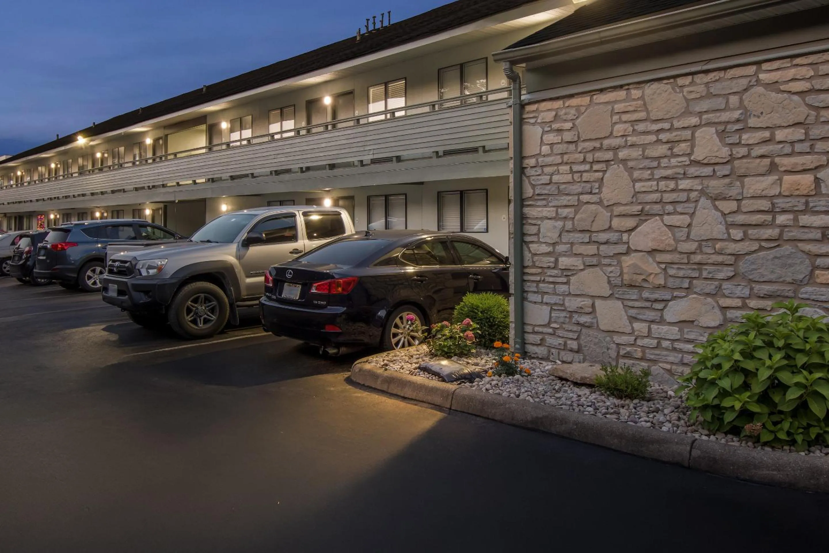 Other in HomeTowne Studios by Red Roof Florence, KY-Cincinnati Airport