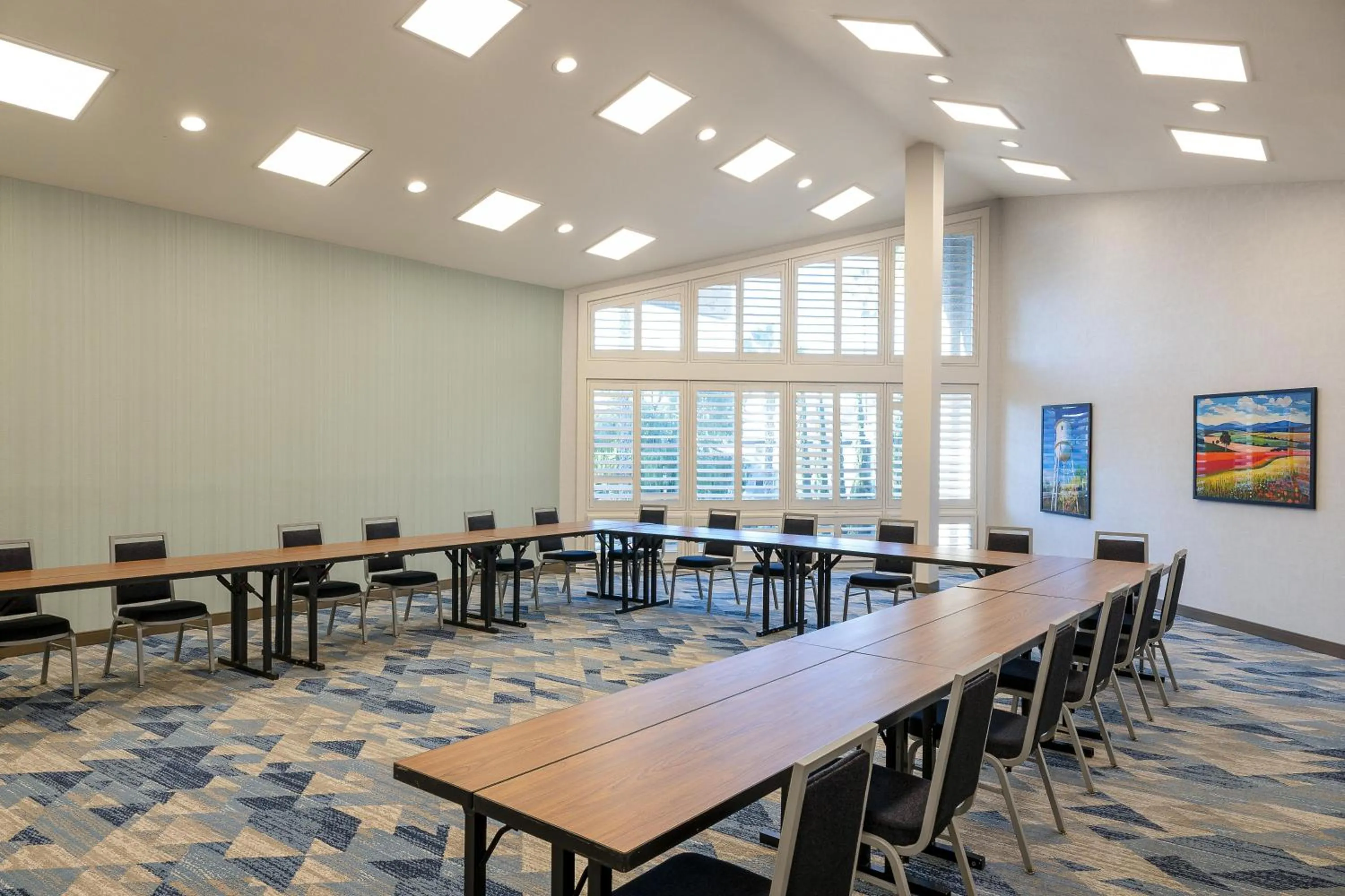 Meeting/conference room in DoubleTree by Hilton Campbell - Pruneyard Plaza