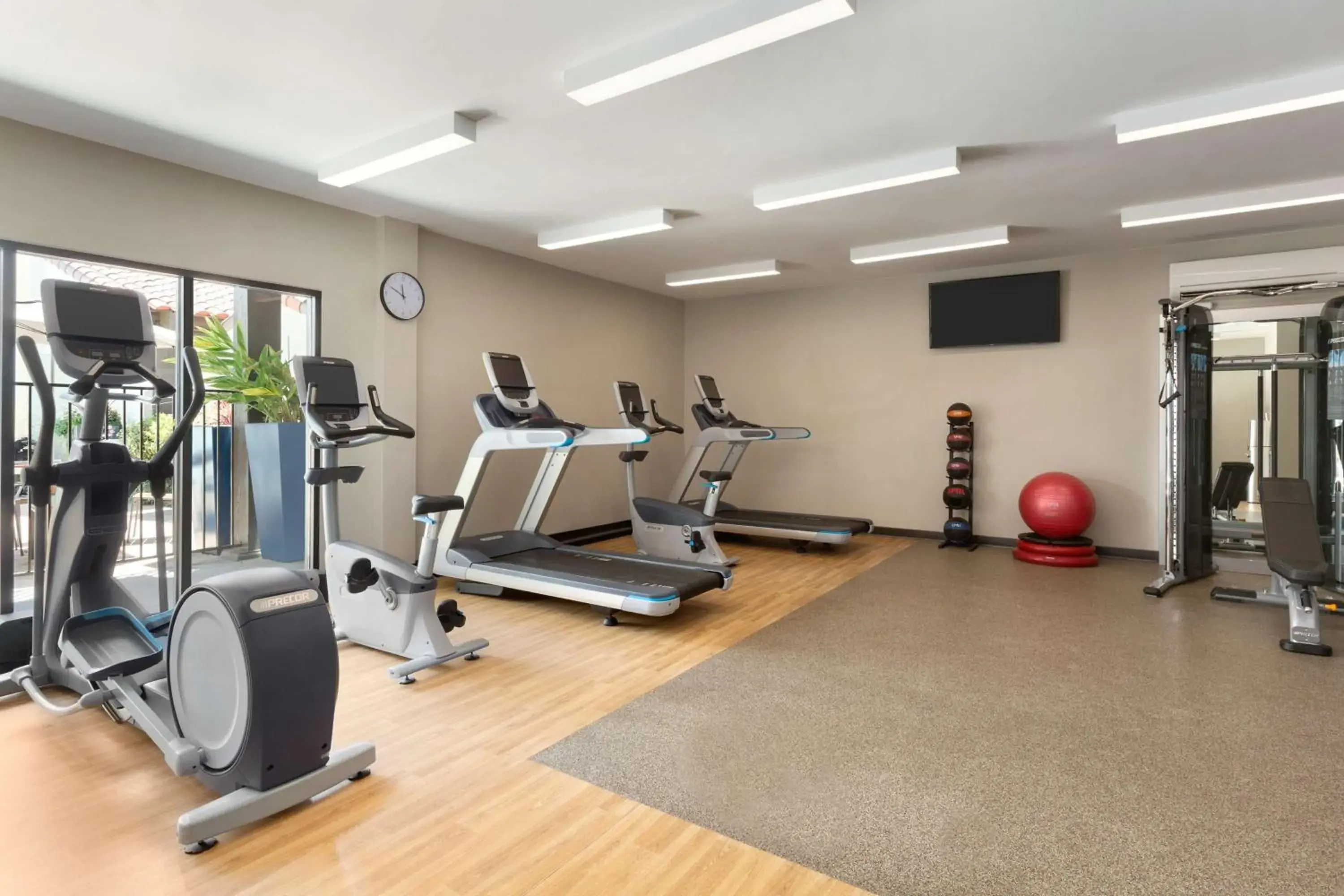 Fitness centre/facilities in DoubleTree by Hilton Campbell - Pruneyard Plaza Fitness centre/facilities in DoubleTree by Hilton Campbell - Pruneyard Plaza