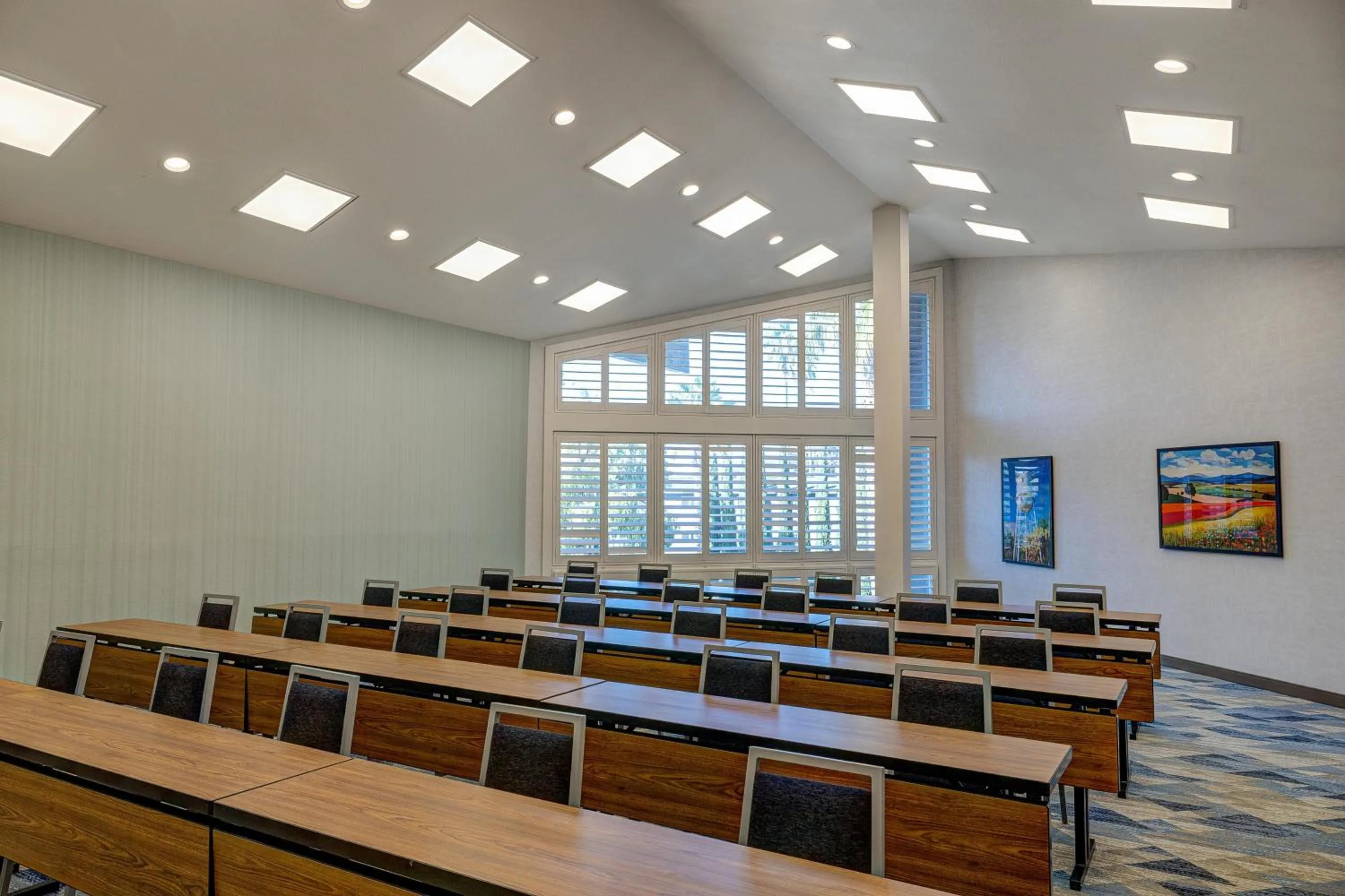 Meeting/conference room in DoubleTree by Hilton Campbell - Pruneyard Plaza