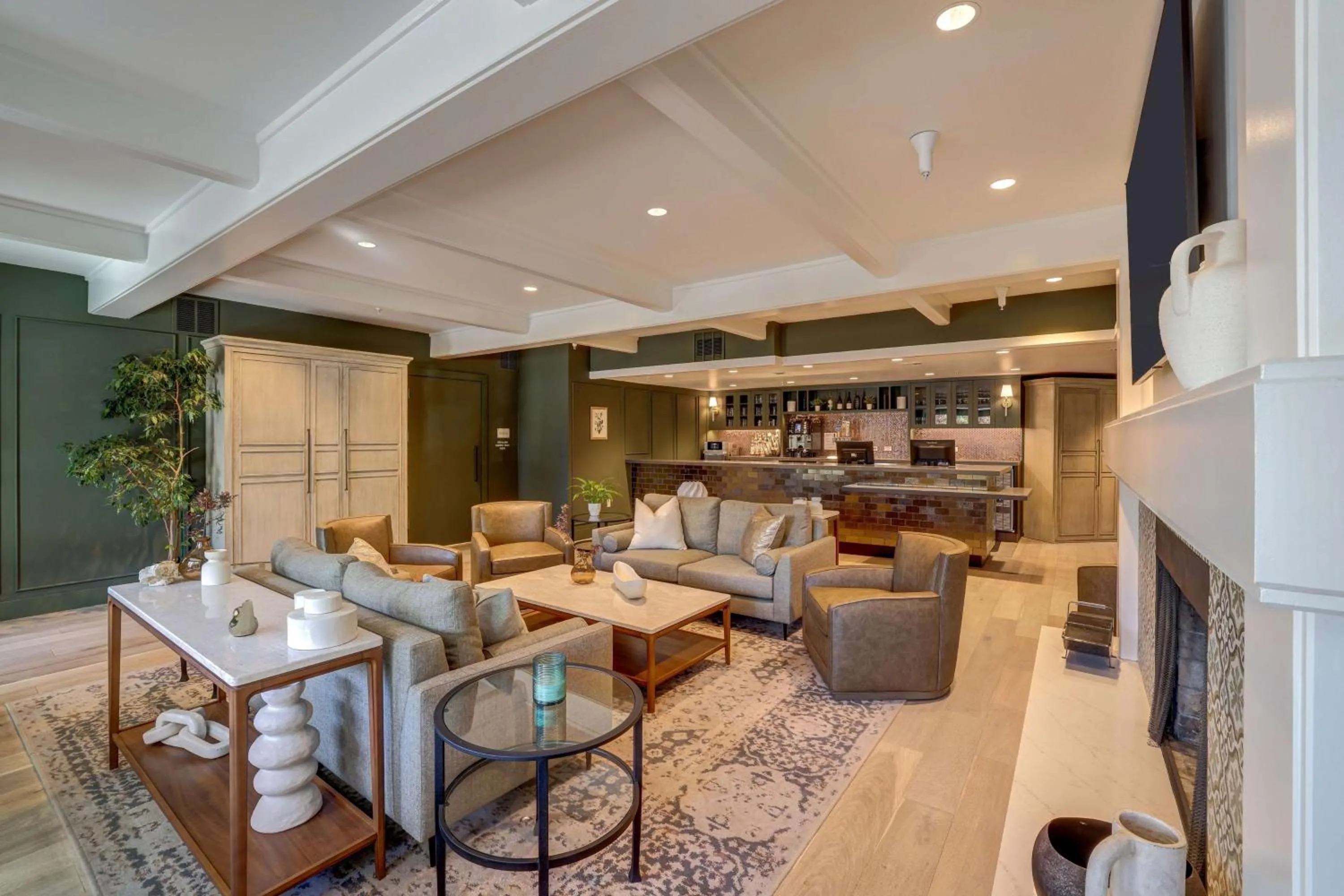 Lobby or reception in Sonoma Valley Inn, Tapestry Collection by Hilton