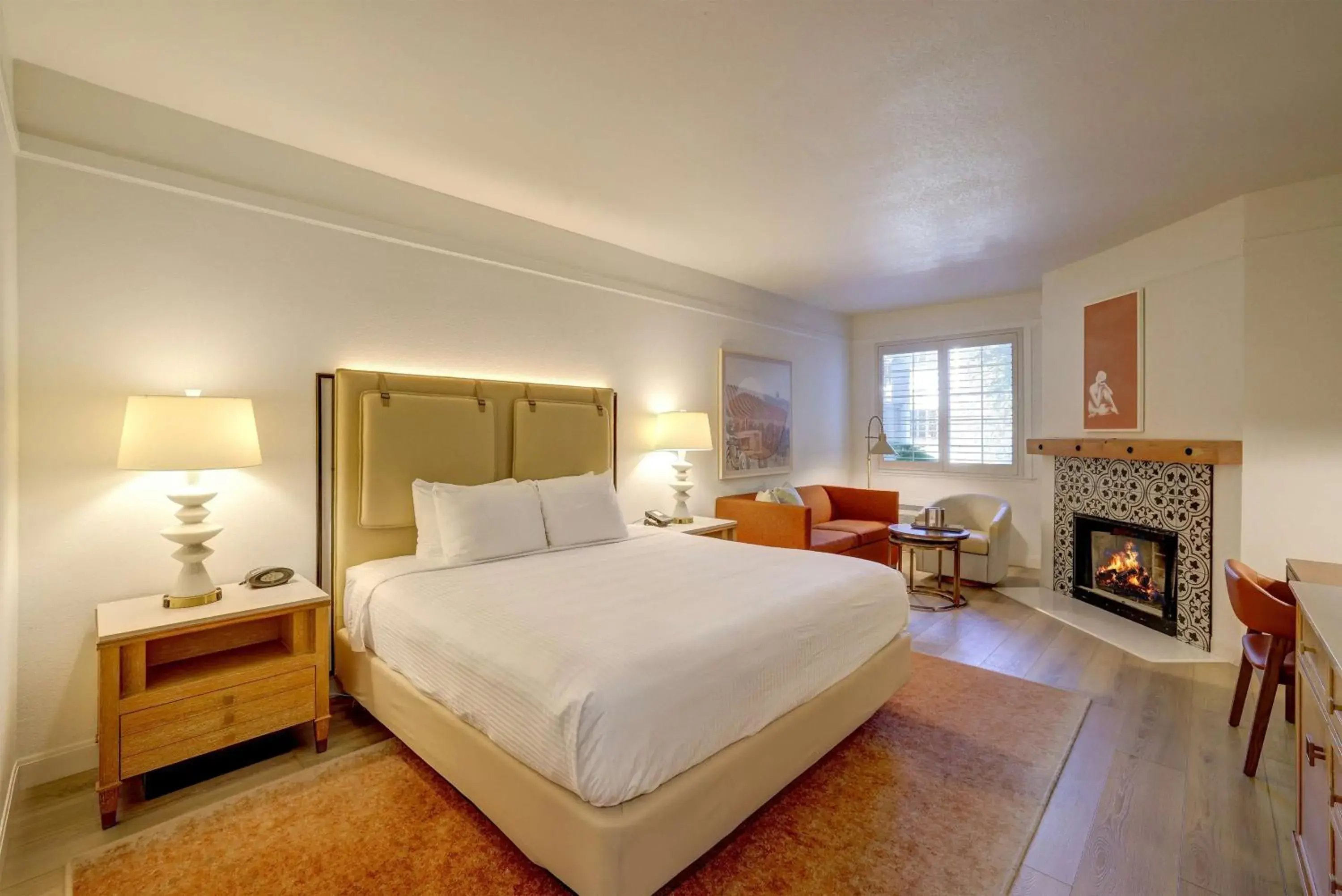 Bed in Best Western Sonoma Valley Inn & Krug Event Center Bed in Best Western Sonoma Valley Inn & Krug Event Center