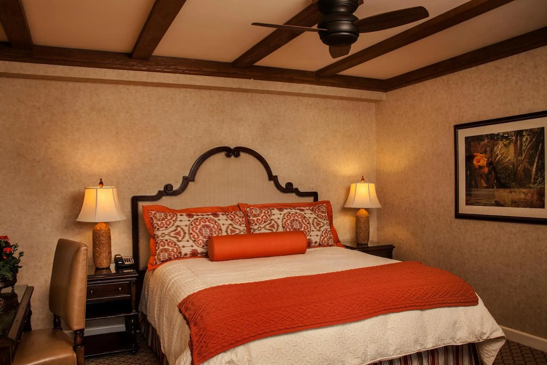 Property building, Bed in Casa Munras Garden Hotel & Spa