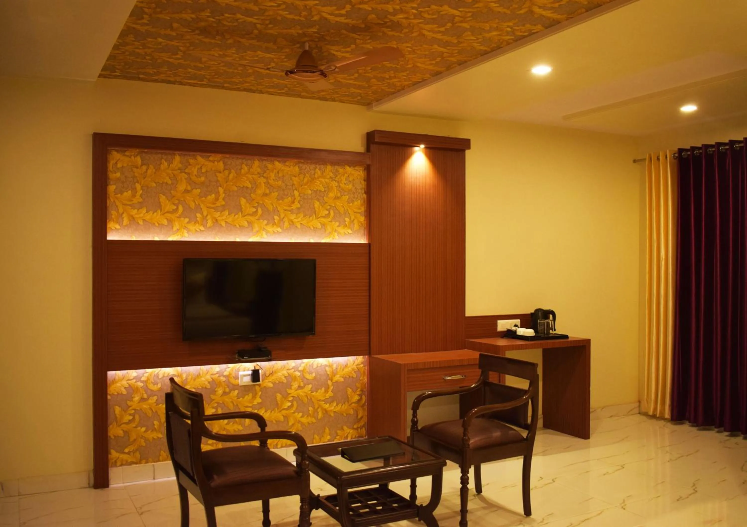 Dining area in Hotel New Majestic