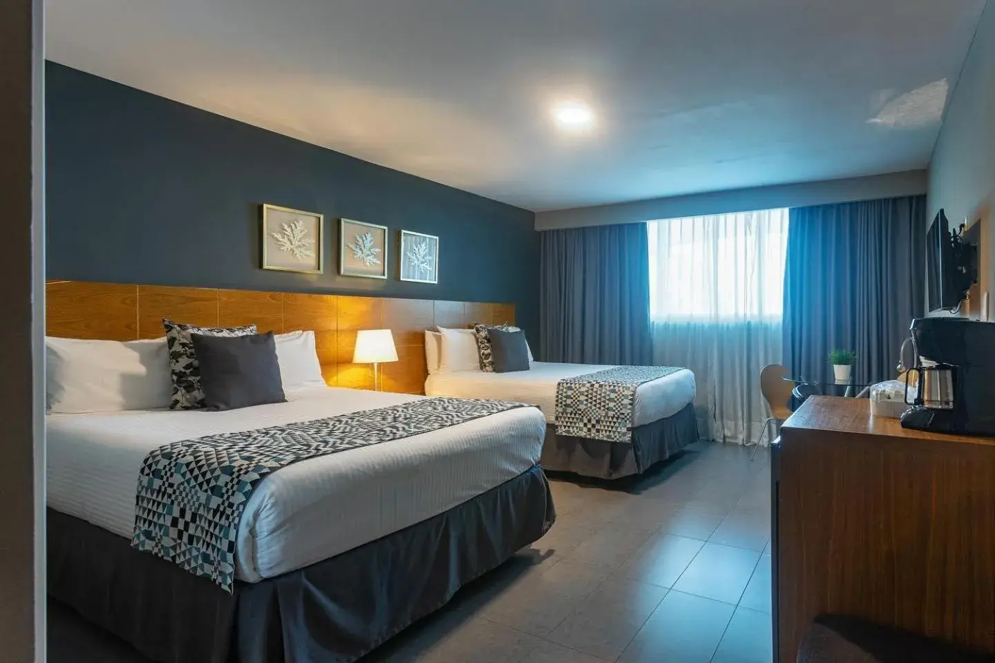 Property building, Bed in Hotel Aladino Property building, Bed in Hotel Aladino