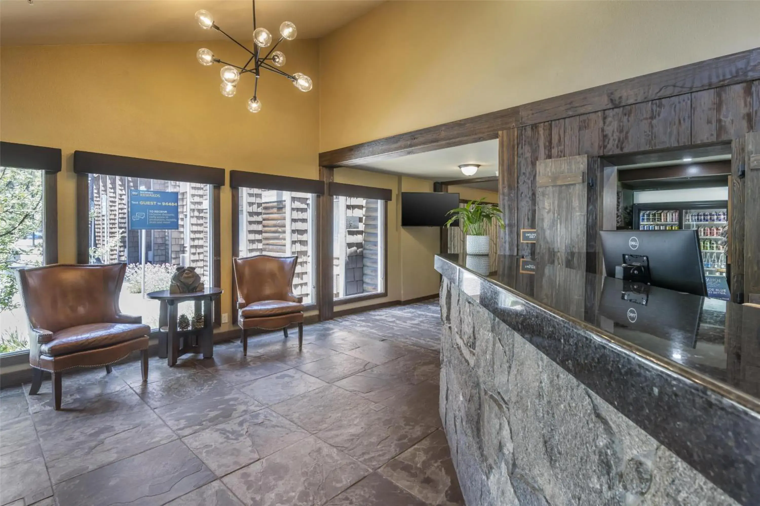 Lobby or reception in Best Western Plus Truckee-Tahoe Hotel Lobby or reception in Best Western Plus Truckee-Tahoe Hotel