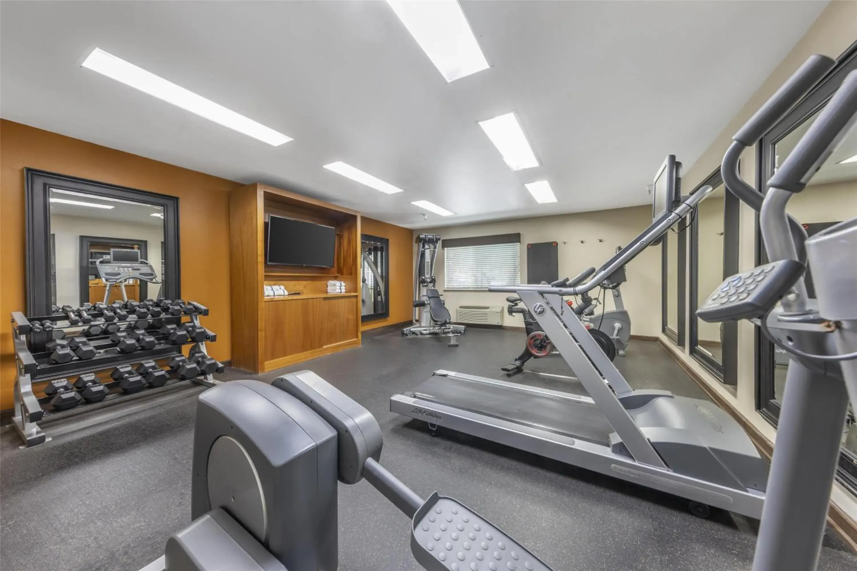 Fitness centre/facilities in Best Western Plus Truckee-Tahoe Hotel Fitness centre/facilities in Best Western Plus Truckee-Tahoe Hotel