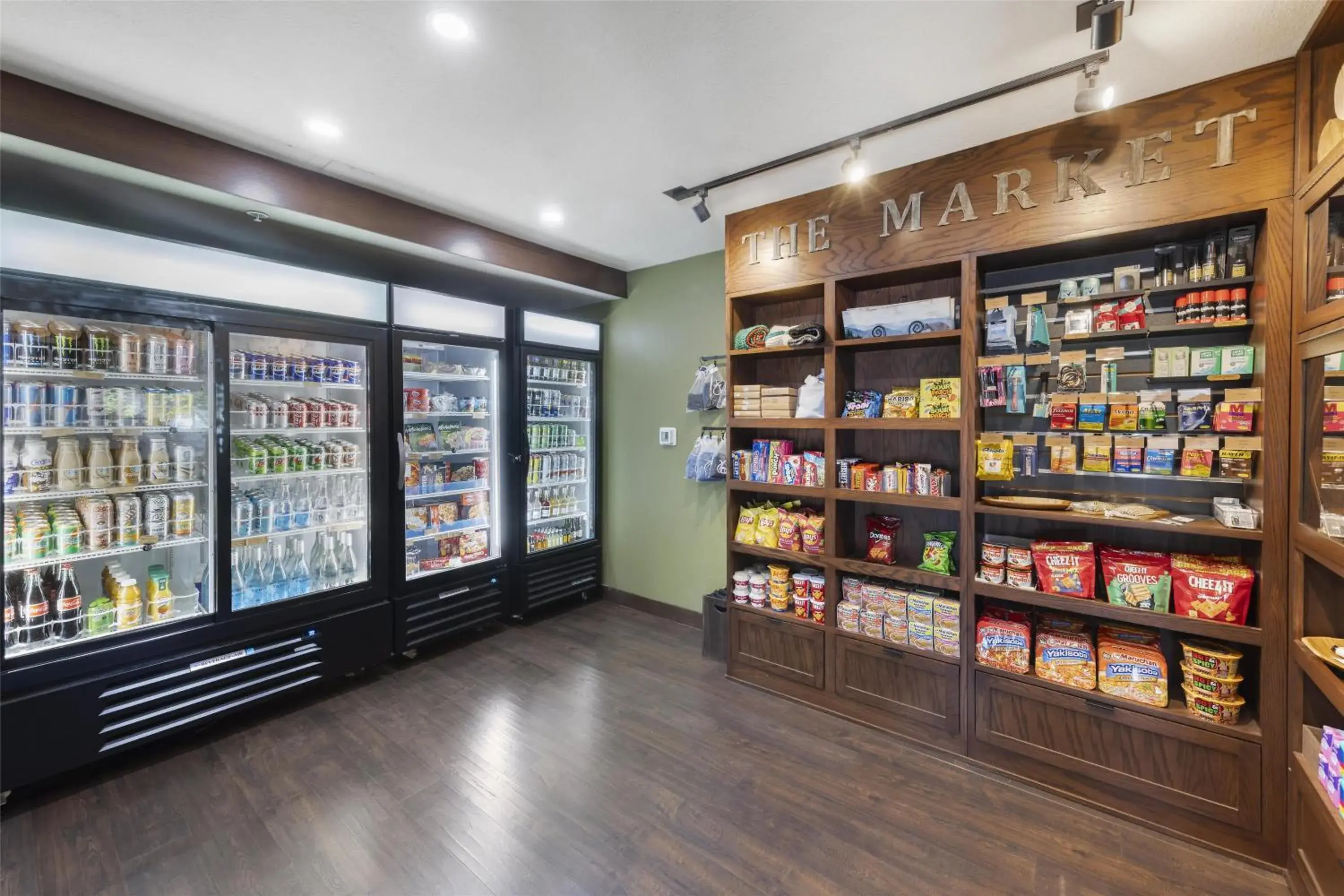 Property building in Best Western Plus Truckee-Tahoe Hotel Property building in Best Western Plus Truckee-Tahoe Hotel