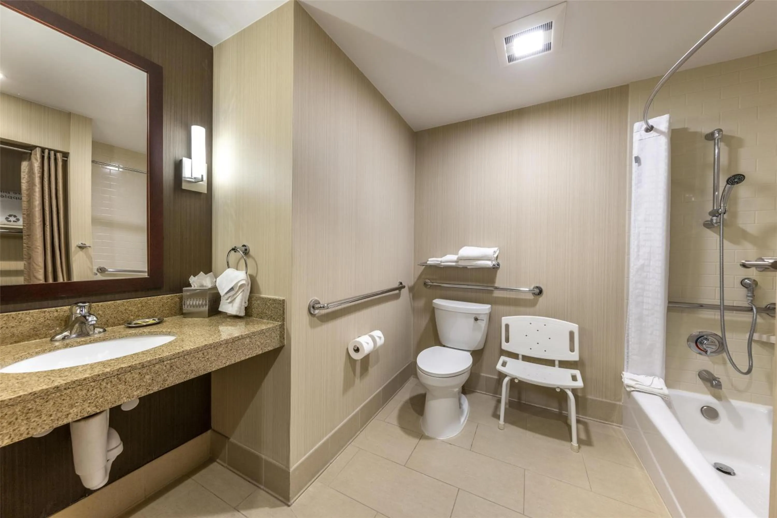 Bathroom in Best Western Plus Truckee-Tahoe Hotel