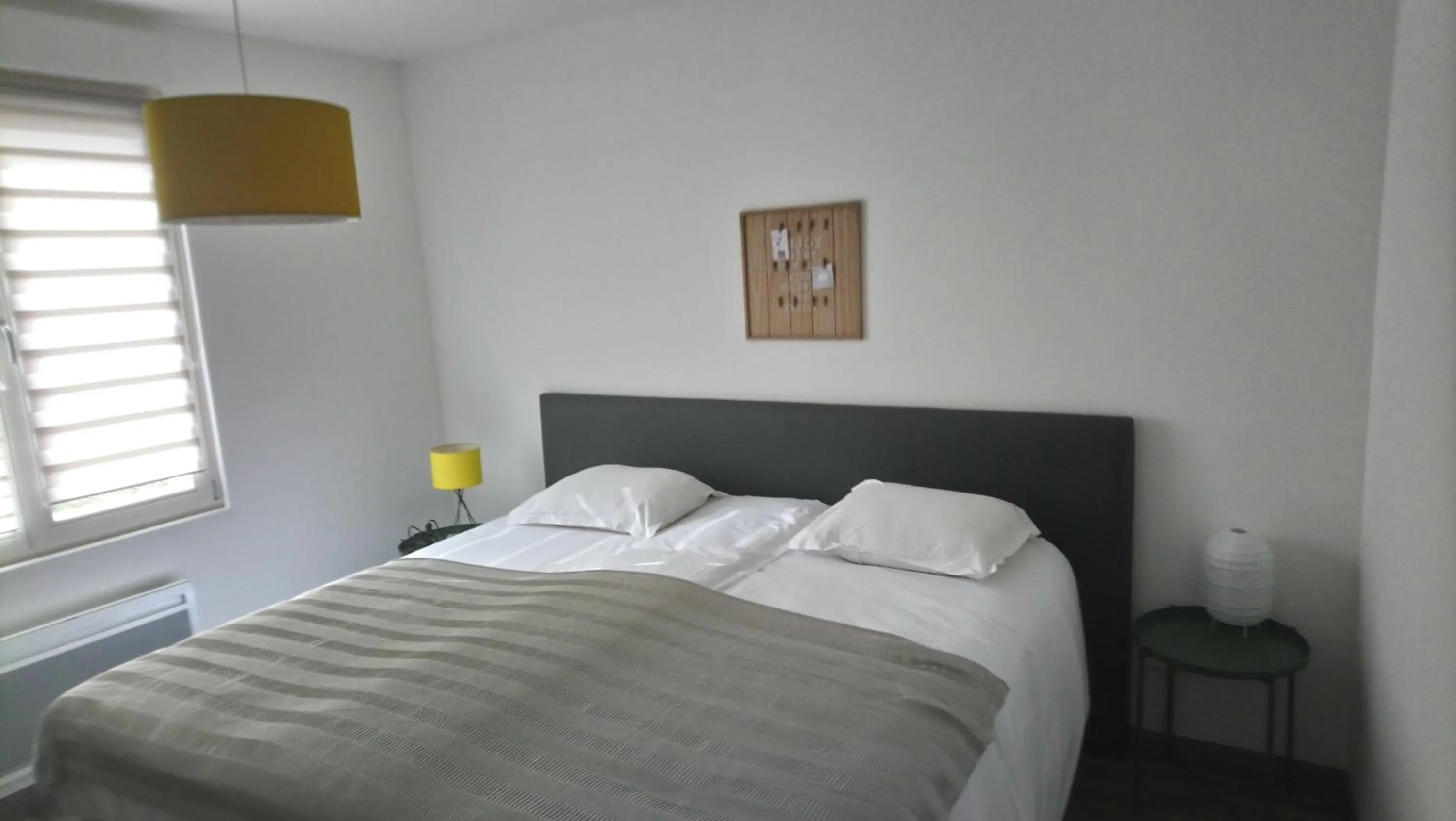 Bedroom, Bed in KAYSERSBERG -Alsace- APPARTEMENTS -CENTRE HISTORIQUE