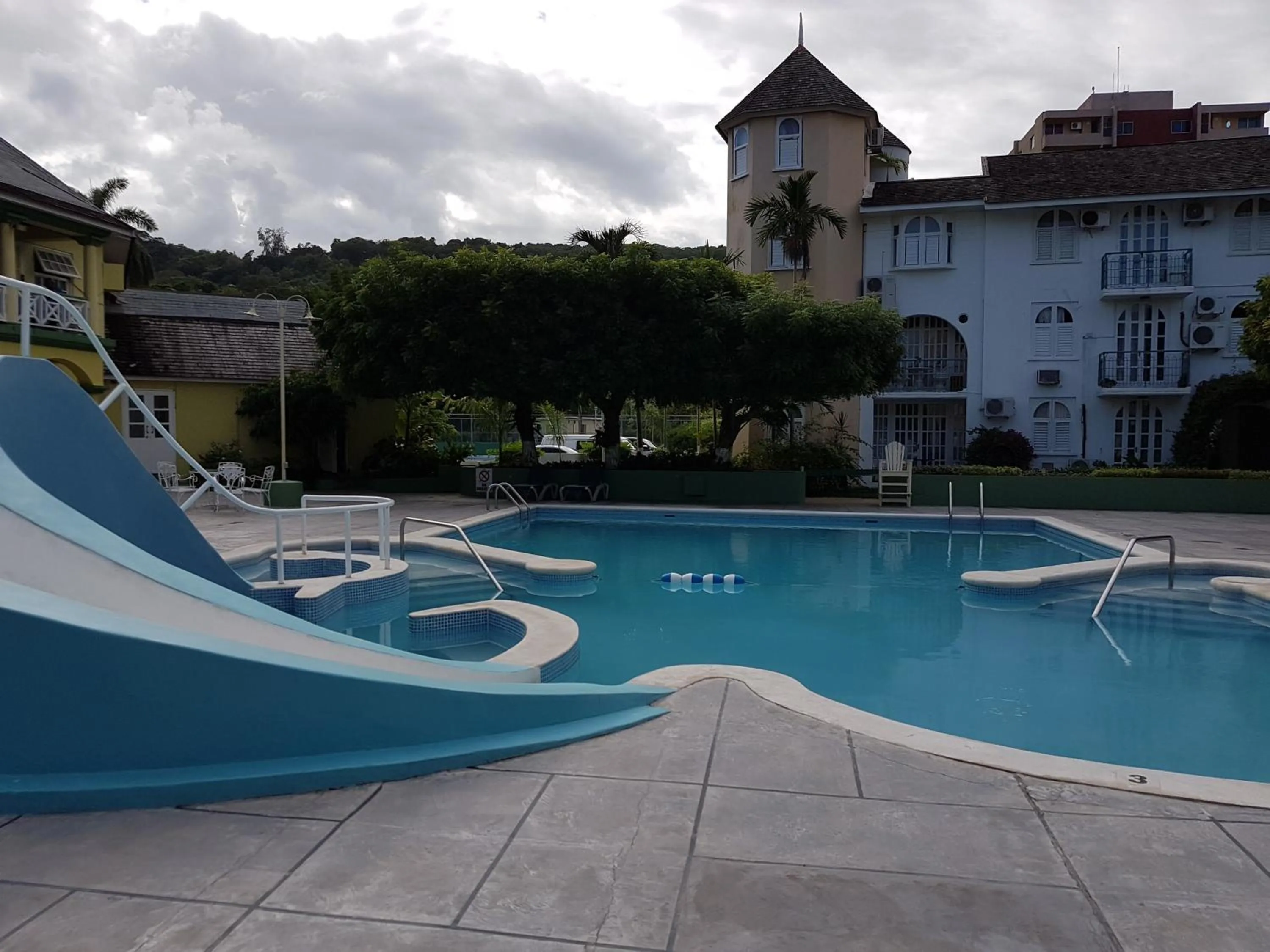 Swimming pool in Almond Grove at Sand Castle