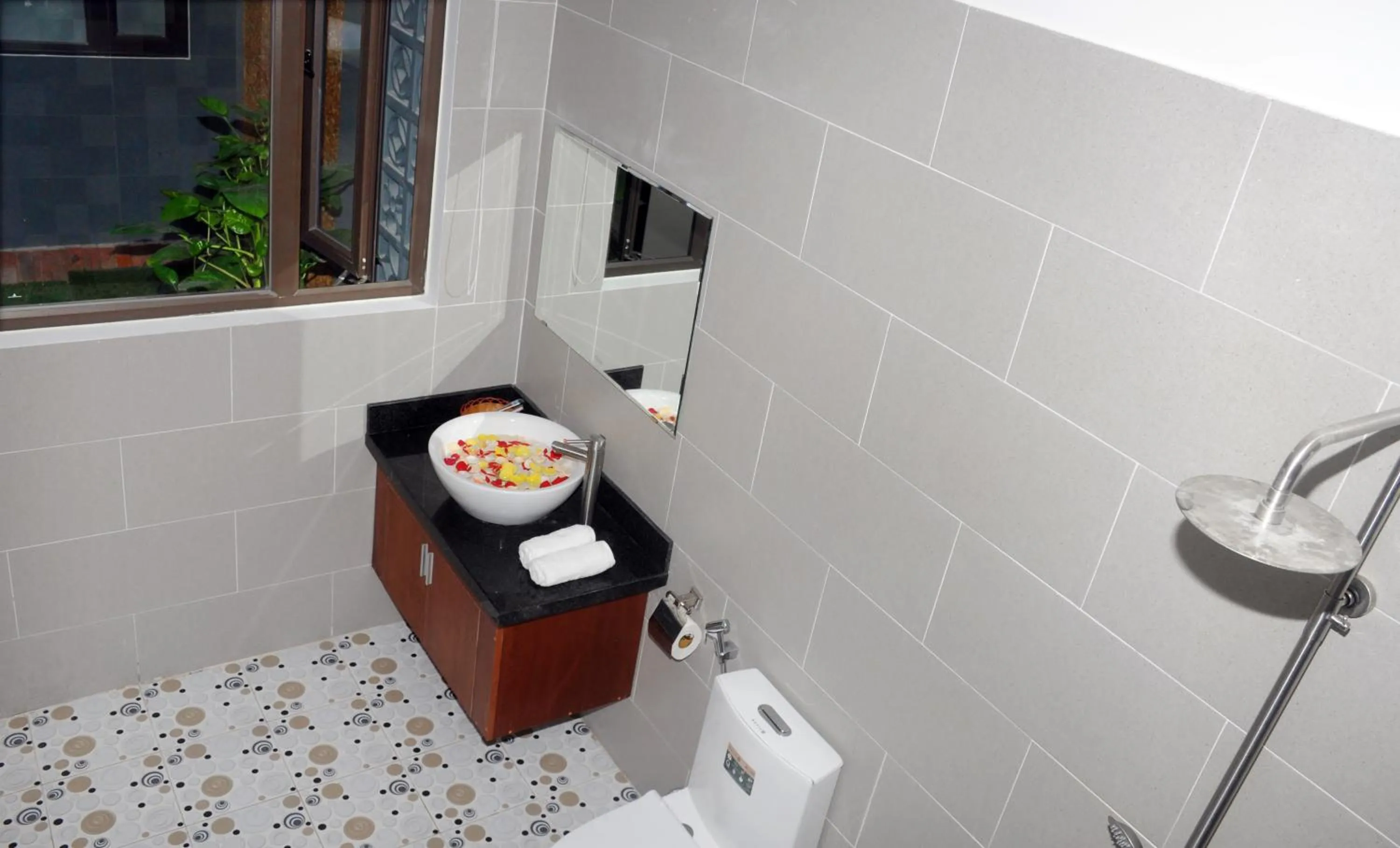 Bathroom in Melody Boutique Villa Hoi An