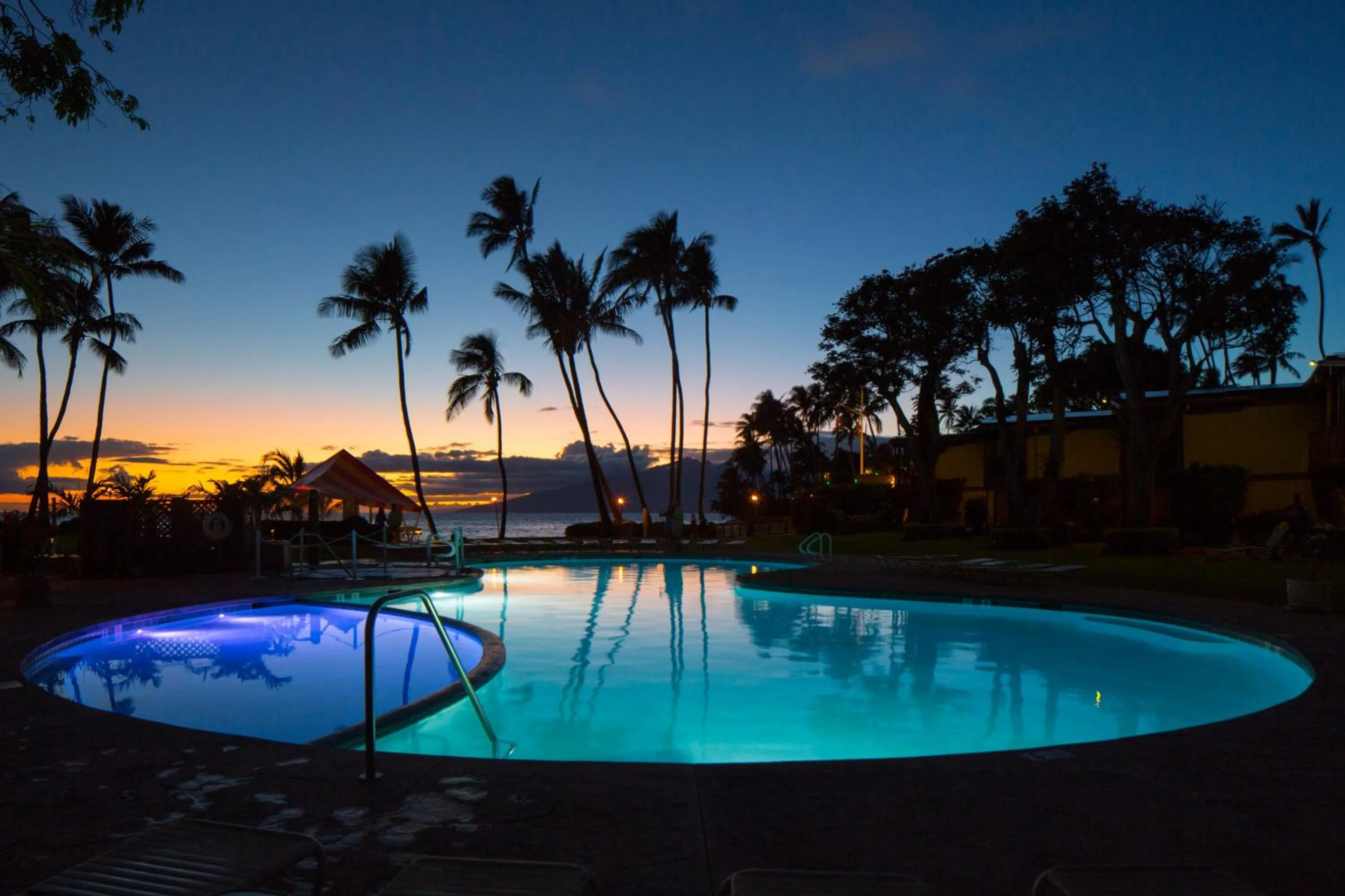 Swimming pool in Napili Kai Beach Resort