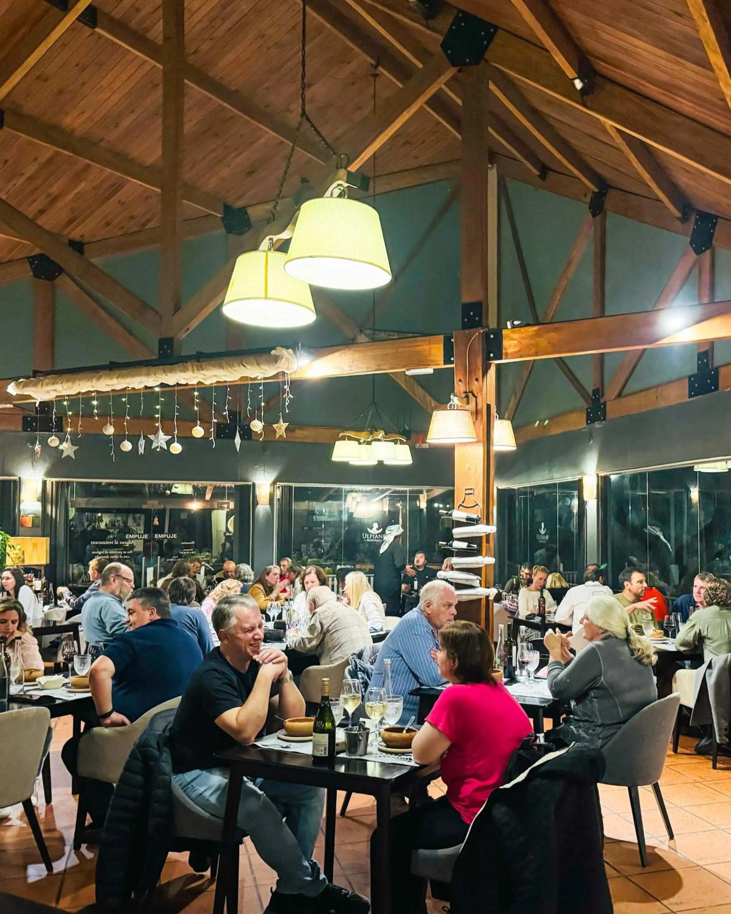 Restaurant/places to eat in Howard Johnson Hotel & Spa Villa General Belgrano