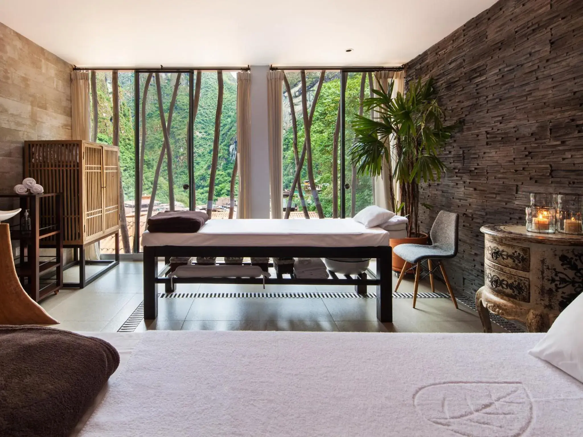 Massage, Bed in El MaPi by Inkaterra Massage, Bed in El MaPi by Inkaterra