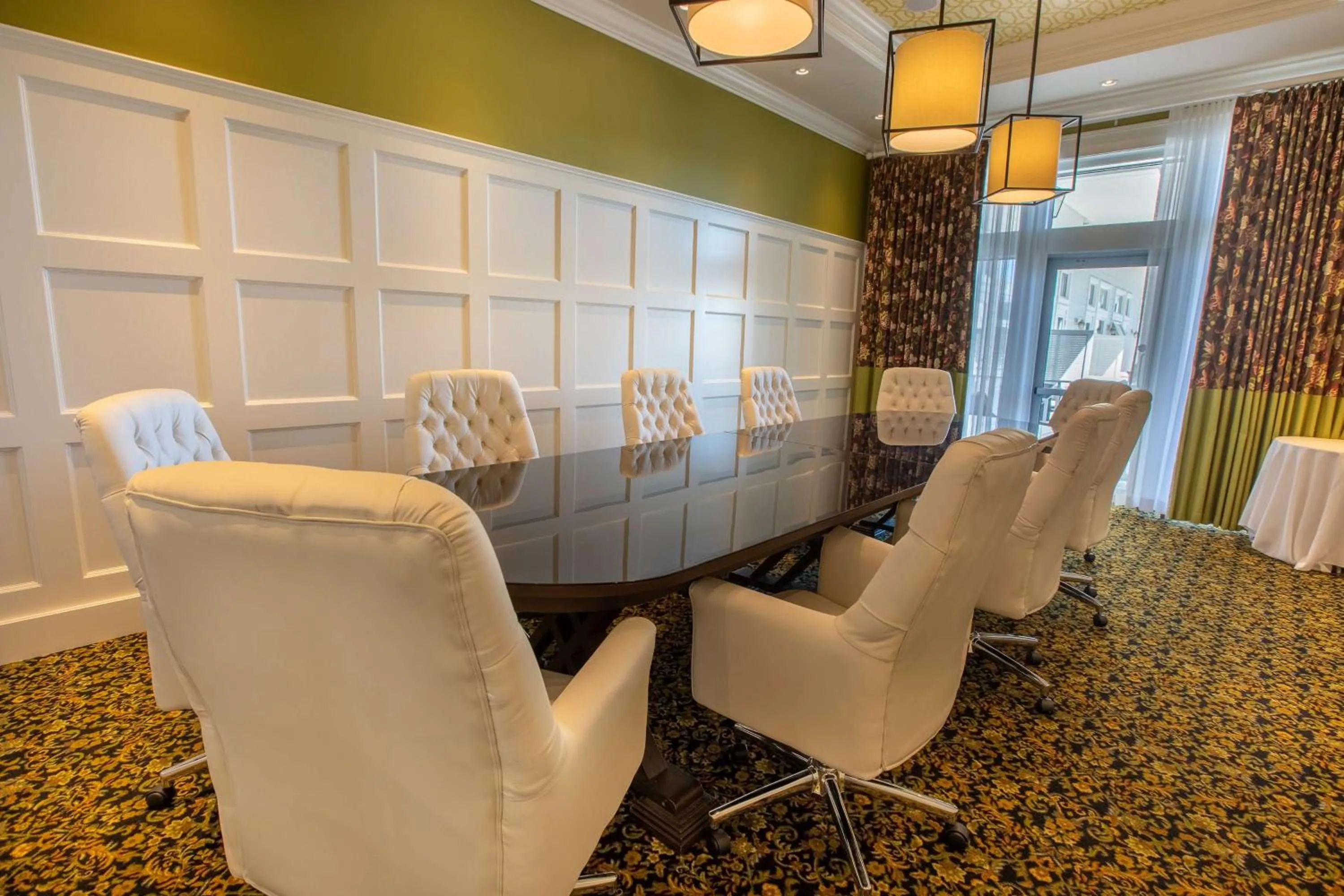 Meeting/conference room in Prestige Oceanfront Resort, WorldHotels Luxury