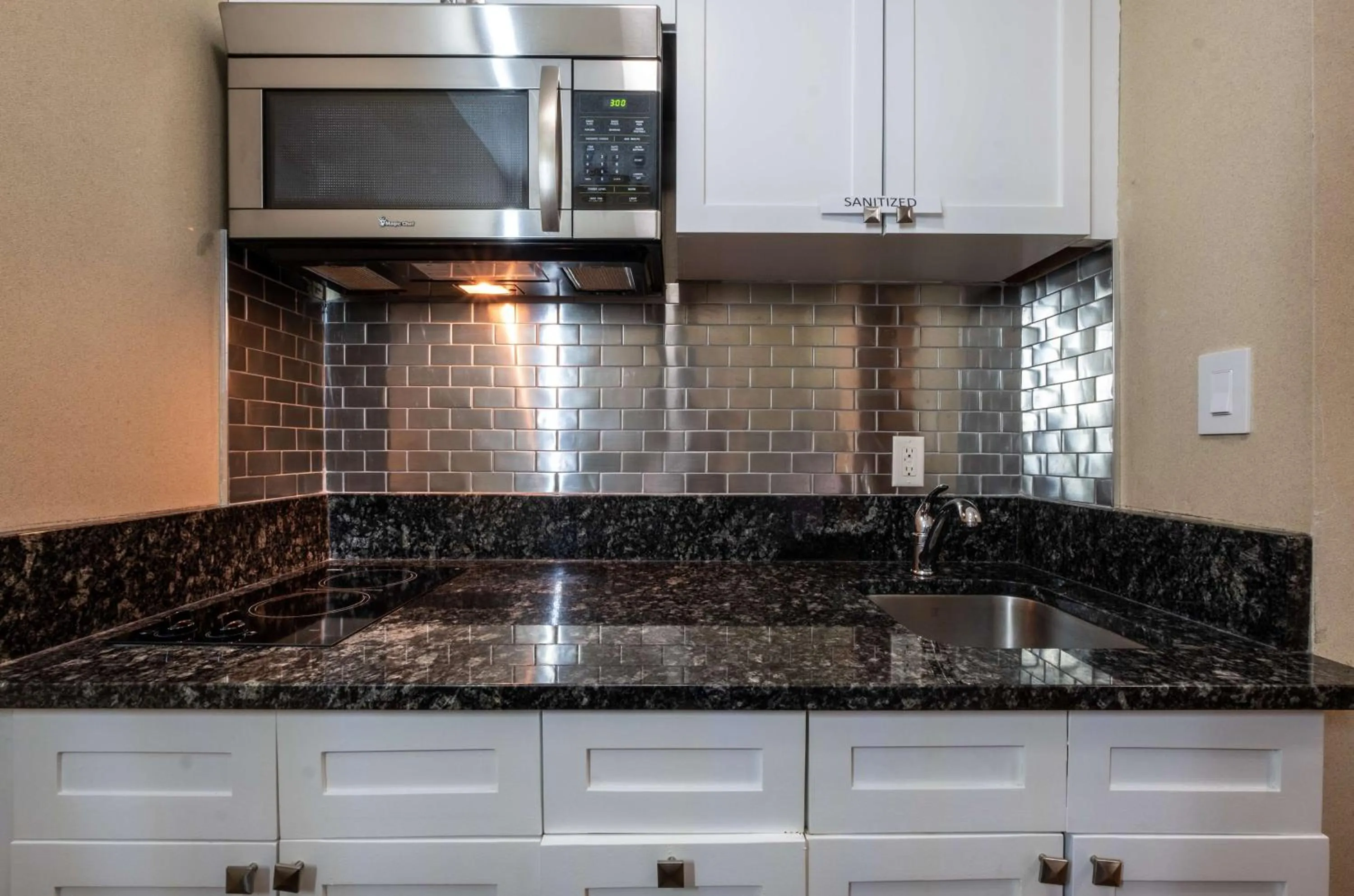 Kitchen or kitchenette in Prestige Mountain Resort Rossland