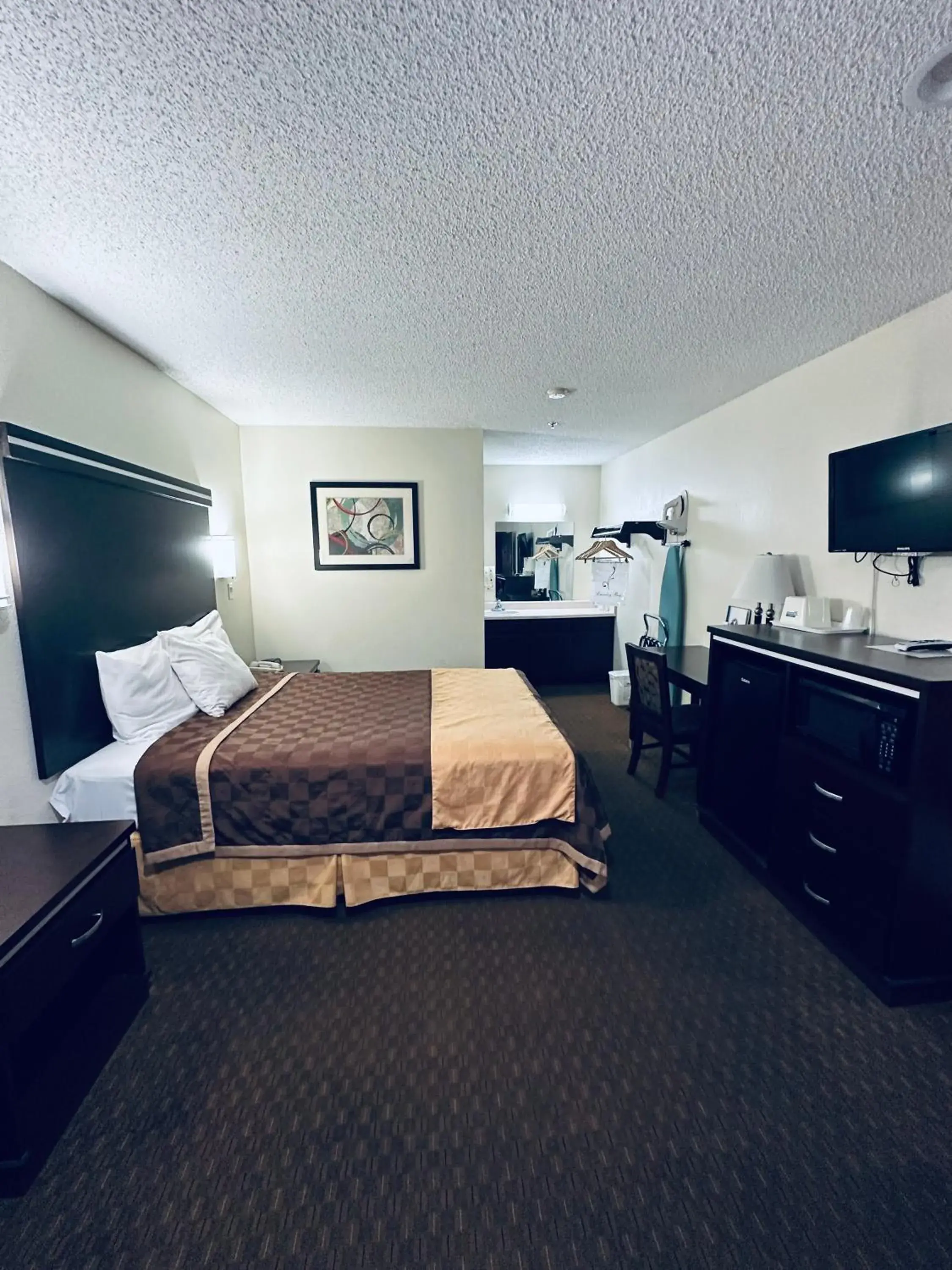 Bed in Americas Best Value Inn Calimesa Bed in Americas Best Value Inn Calimesa