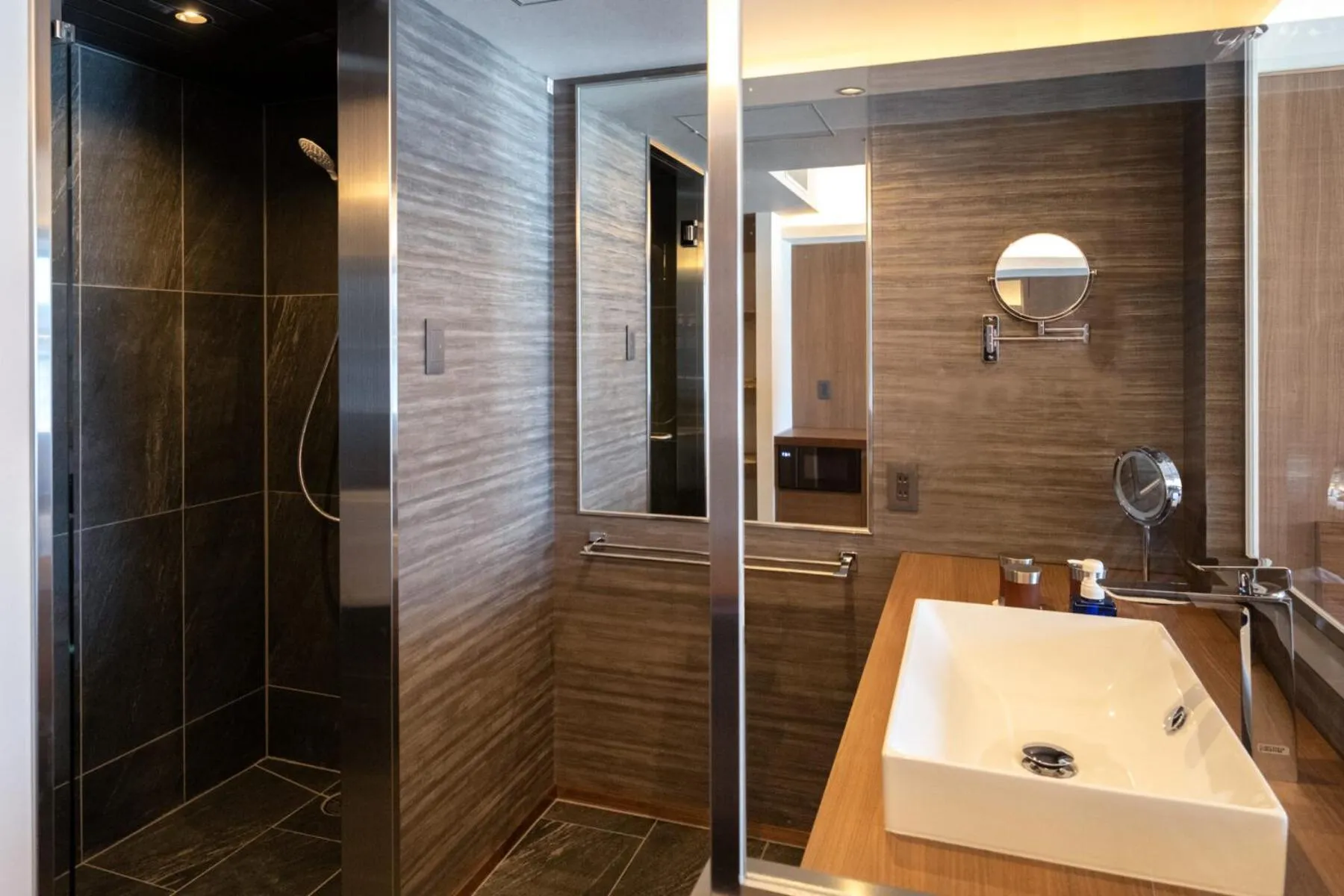 Bathroom in THE FOREST AKAN Tsuruga Resort