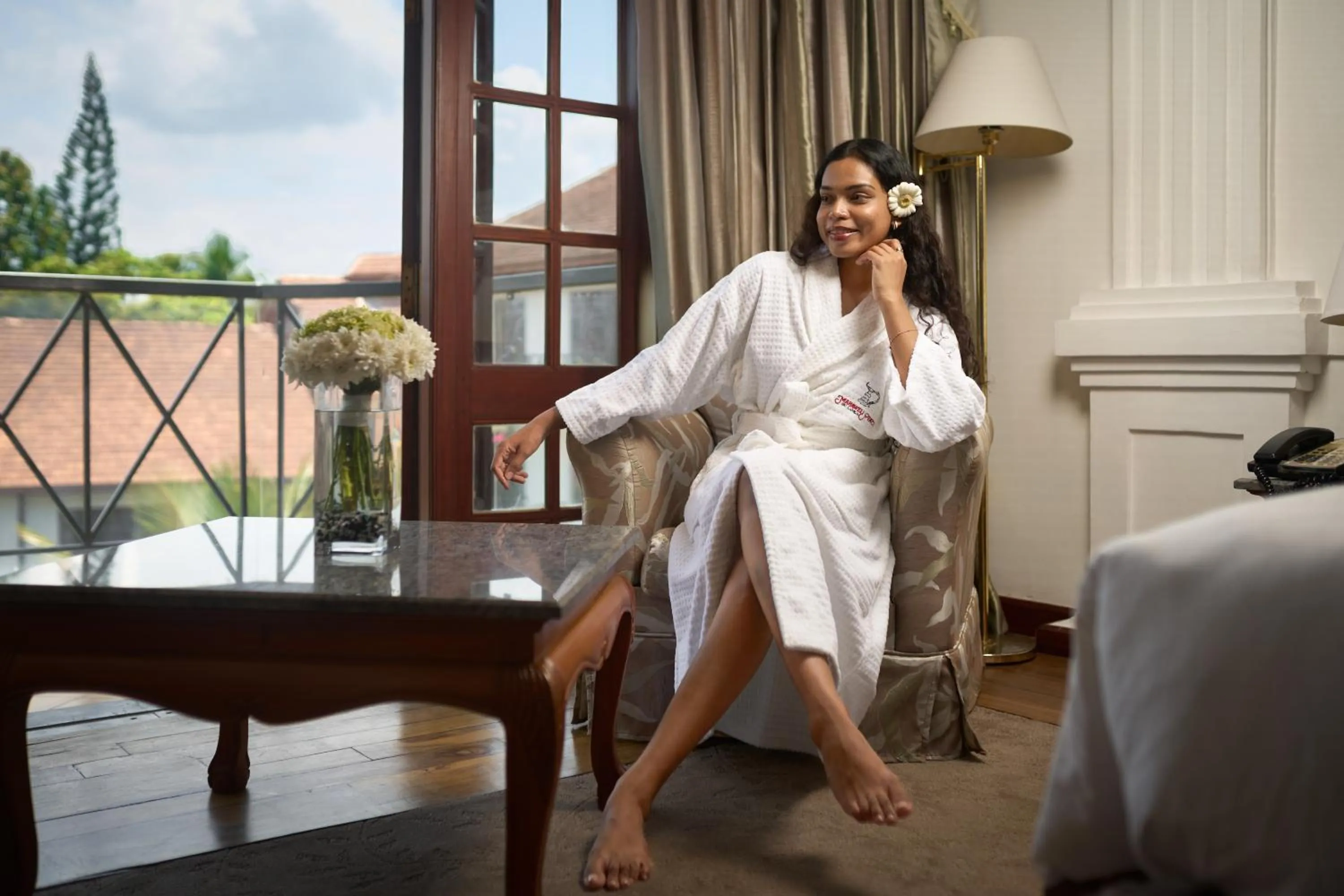 Living room in Mahaweli Reach Hotel