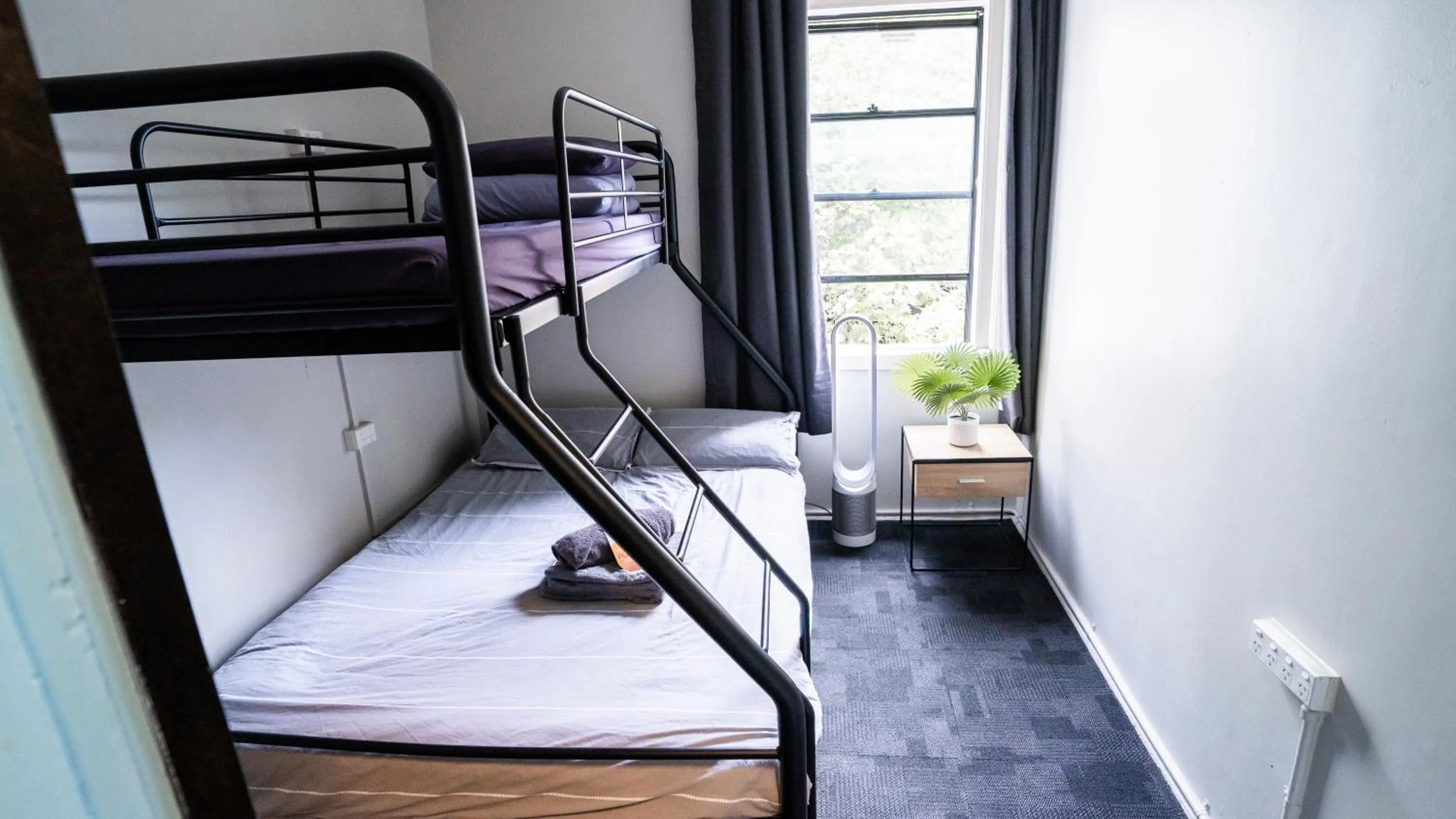 Photo of the whole room, Bed in Mad Monkey Downtown