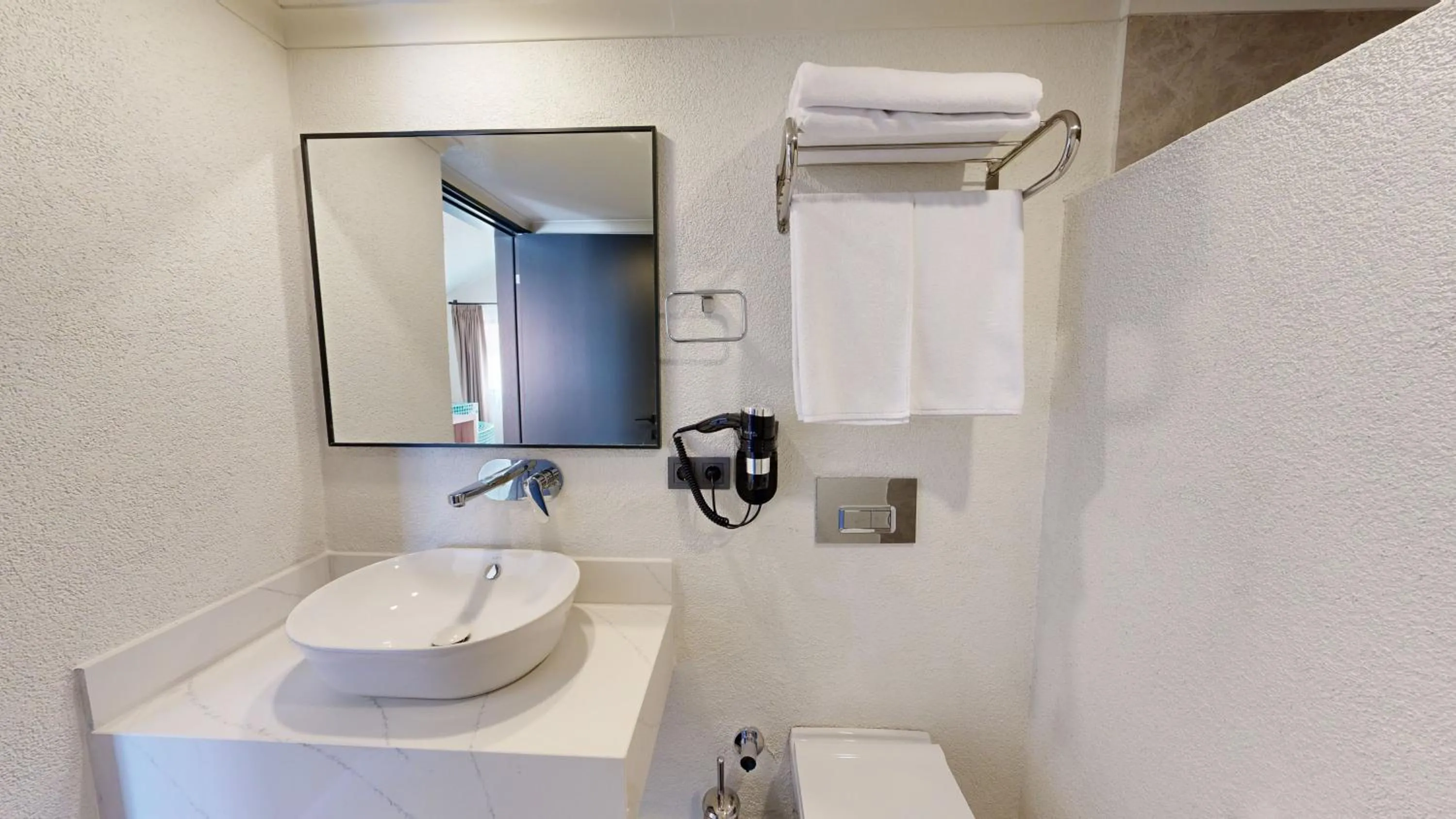 Bathroom in Unsal Hotel