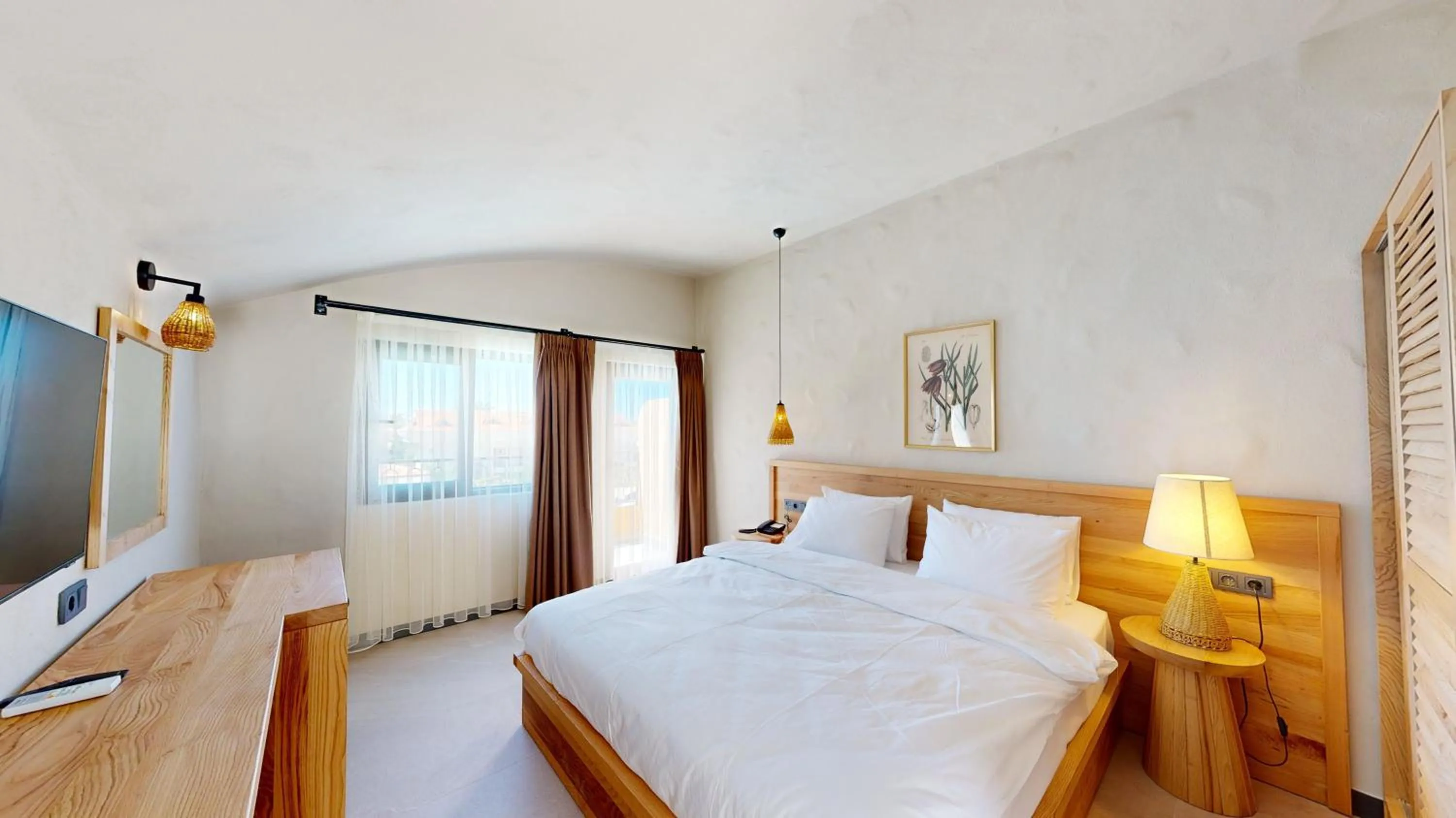 Bedroom, Bed in Unsal Hotel