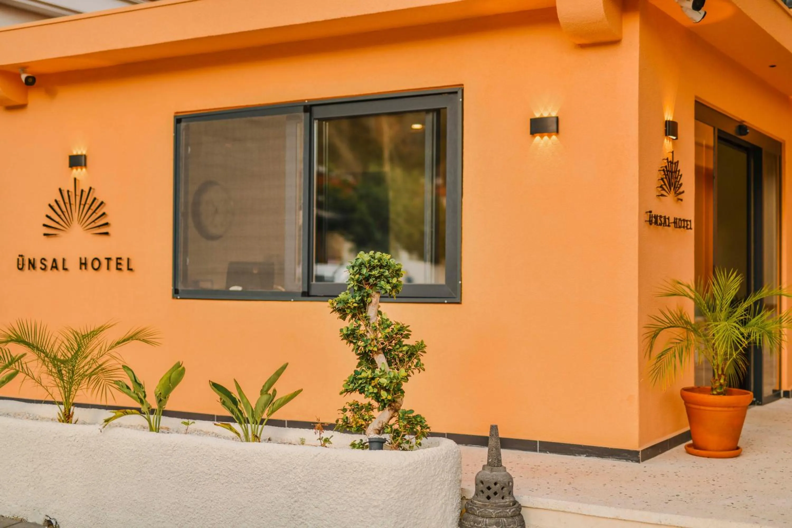 Facade/entrance in Unsal Hotel